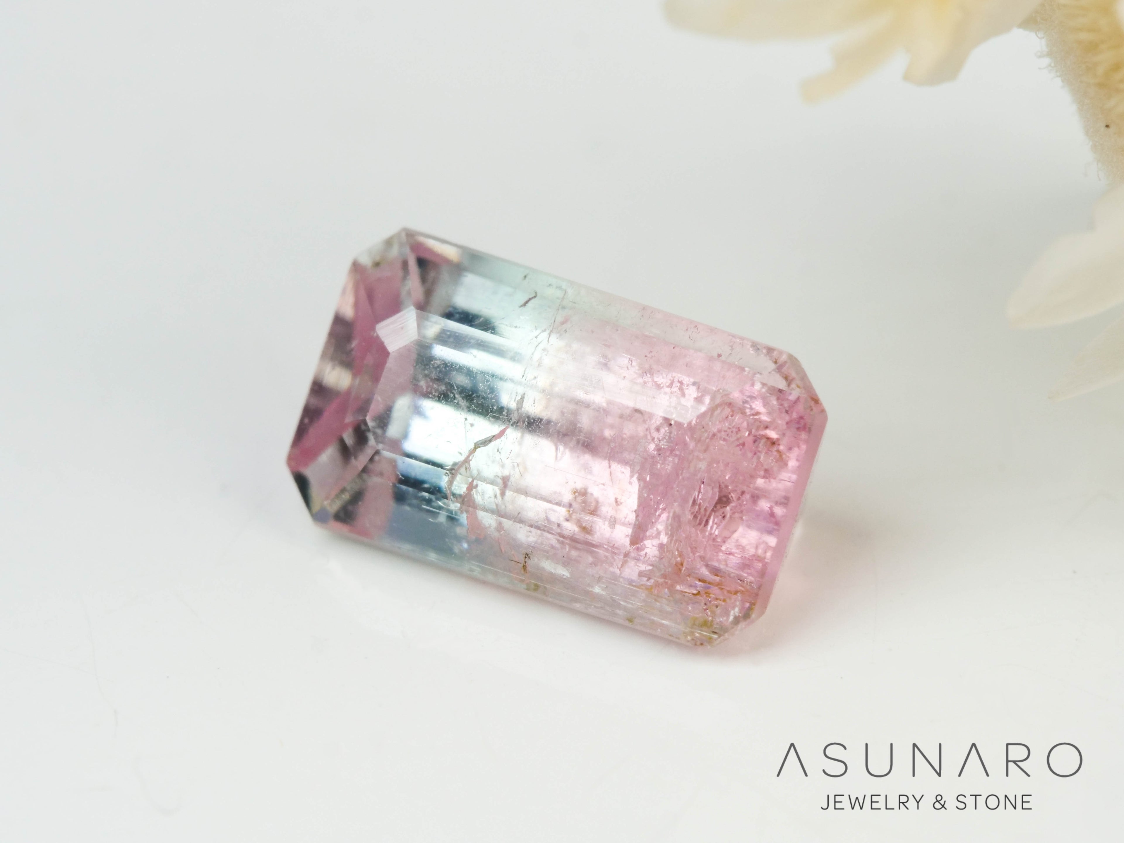 バイカラートルマリン　エメラルドカット　アフガニスタン産　1.02ct【250818-2883】