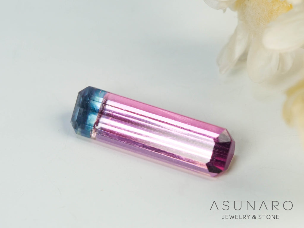 バイカラートルマリン　エメラルドカット　アフガニスタン産　0.96ct【250818-2884】