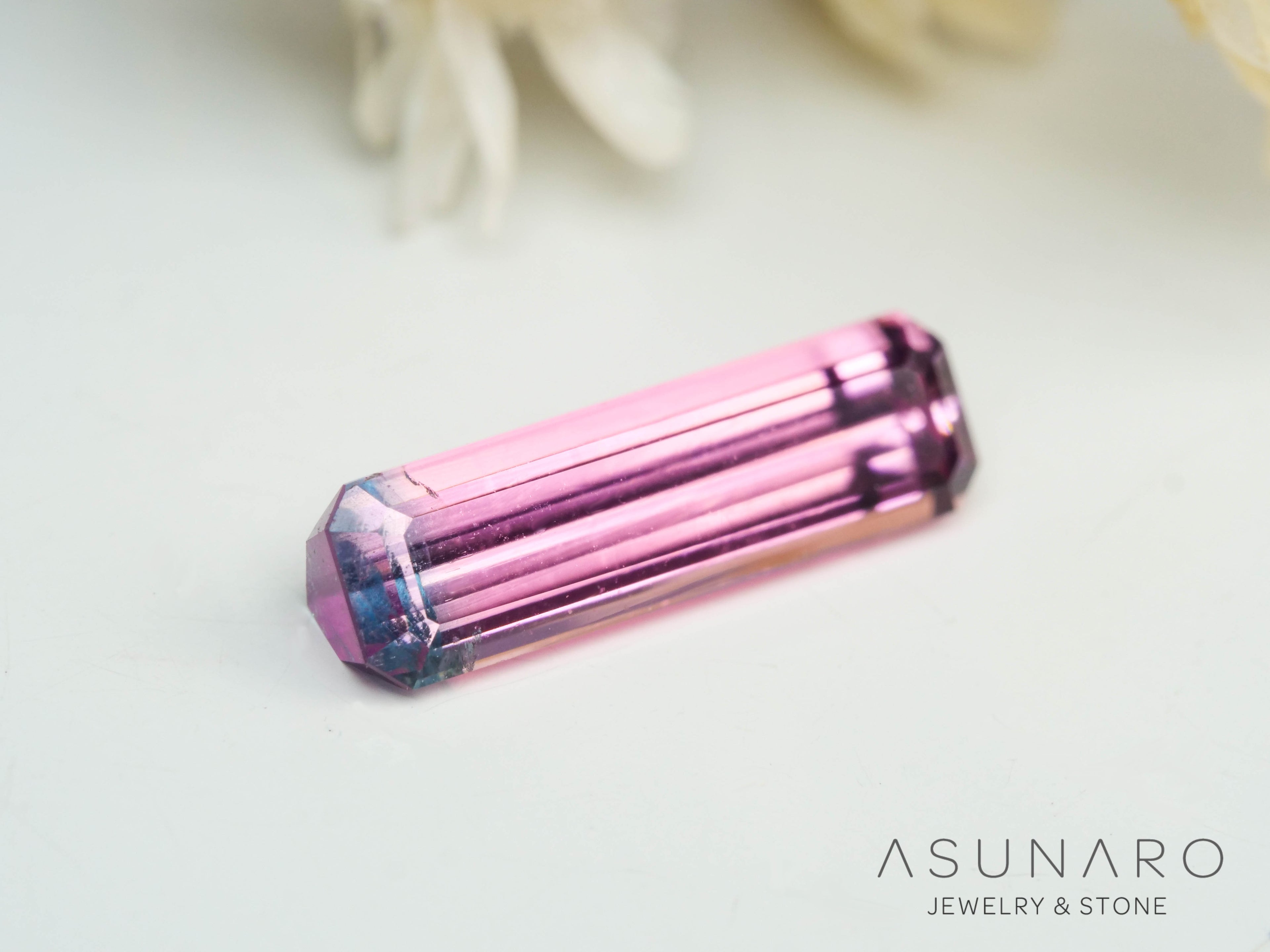 バイカラートルマリン　エメラルドカット　アフガニスタン産　0.96ct【250818-2884】