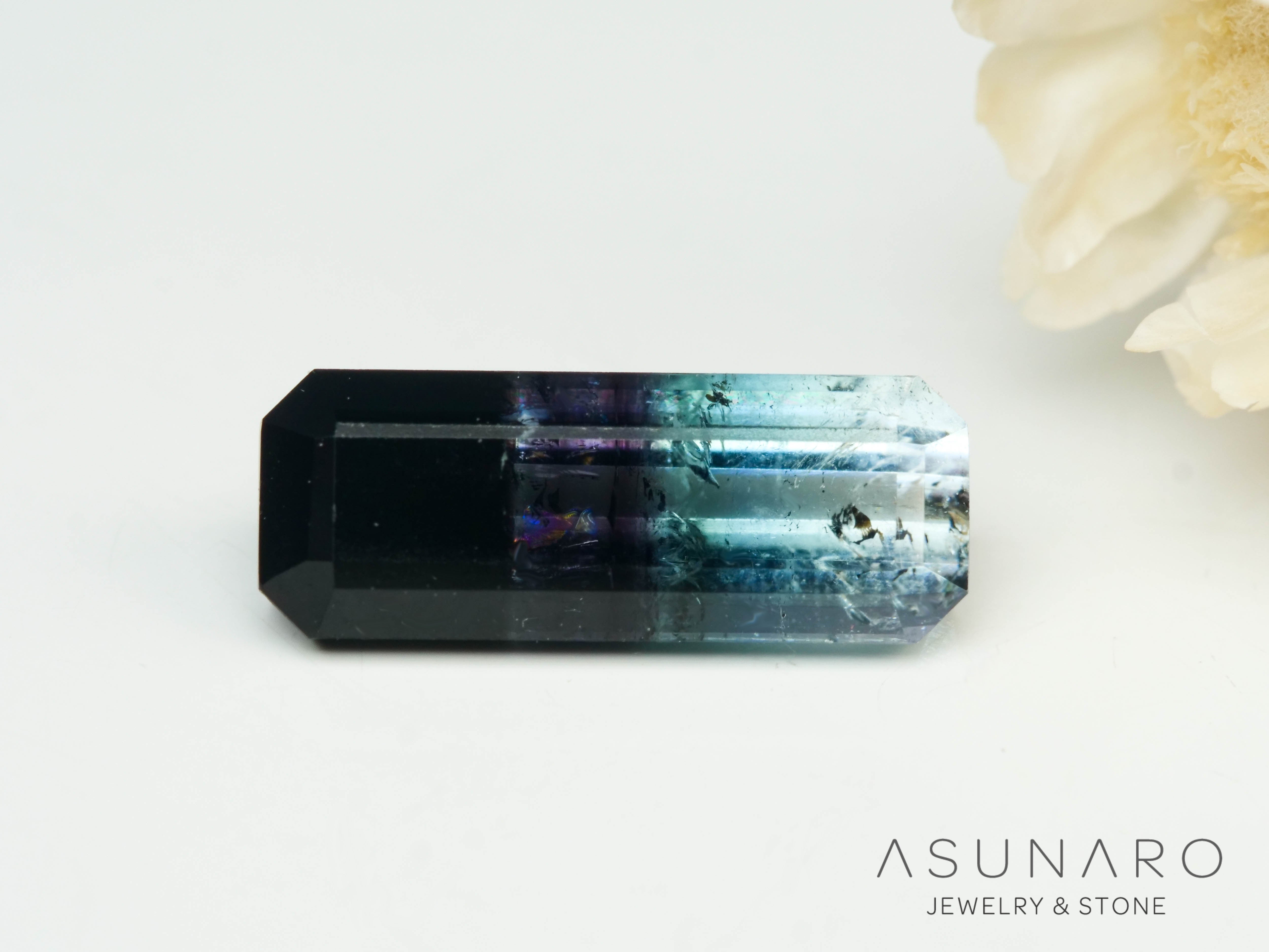 バイカラートルマリン エメラルドカット アフガニスタン産 0.98ct