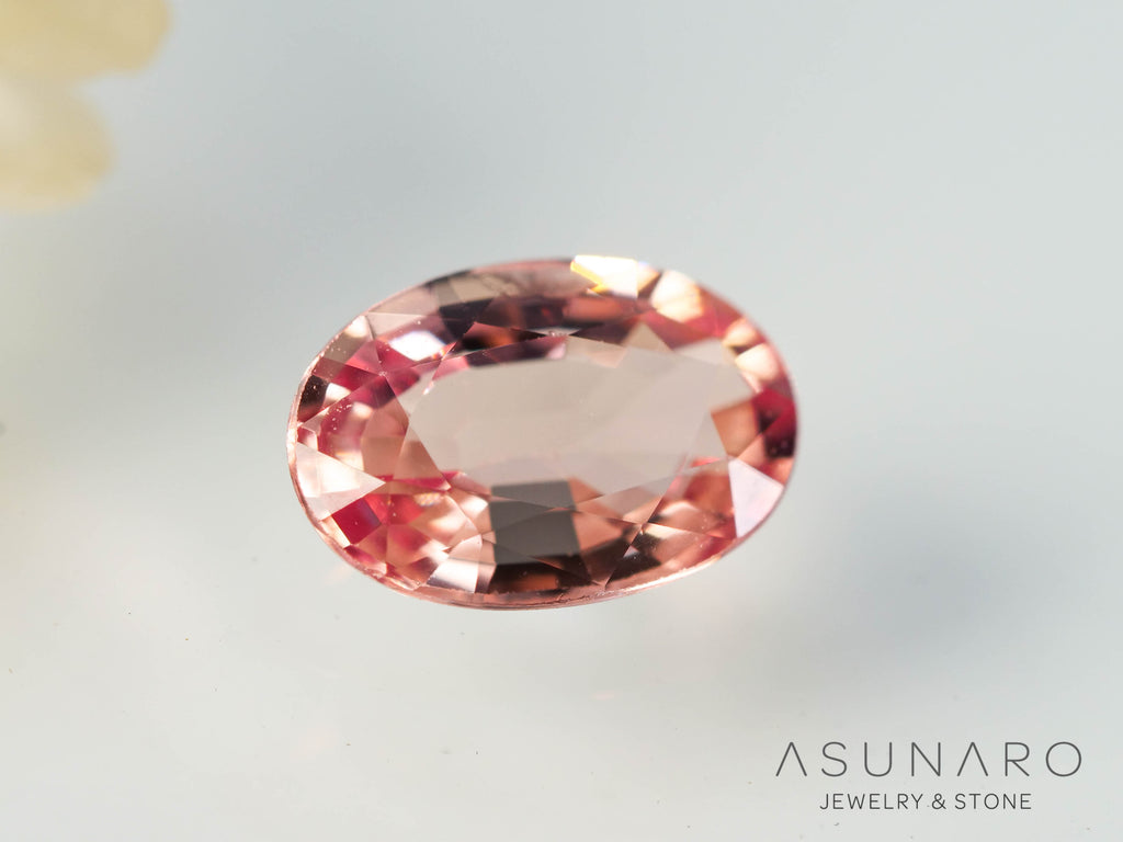 パパラチアサファイア 　オーバルカット　 スリランカ産　ソ付き　0.52ct【250428-2966】