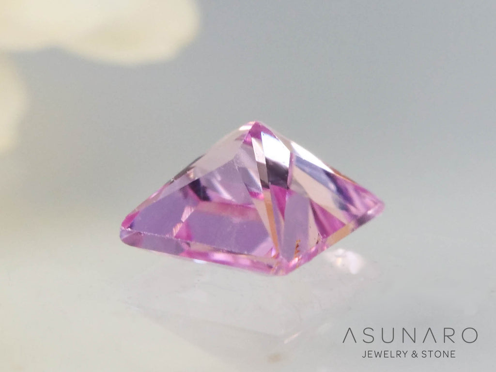 パパラチアサファイア 　プリンセスカット　 スリランカ産　ソ付き　0.10ct【250428-2977】