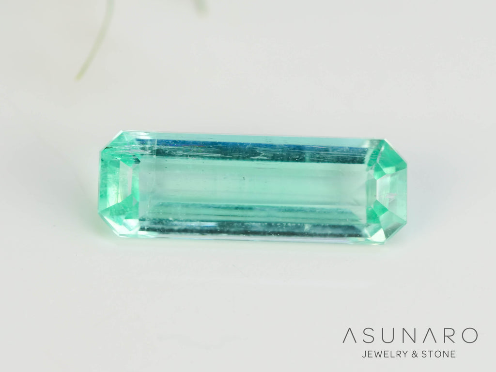 パライバカラーベリル エメラルドカット ブラジル産 1.07ct【250510-2989】