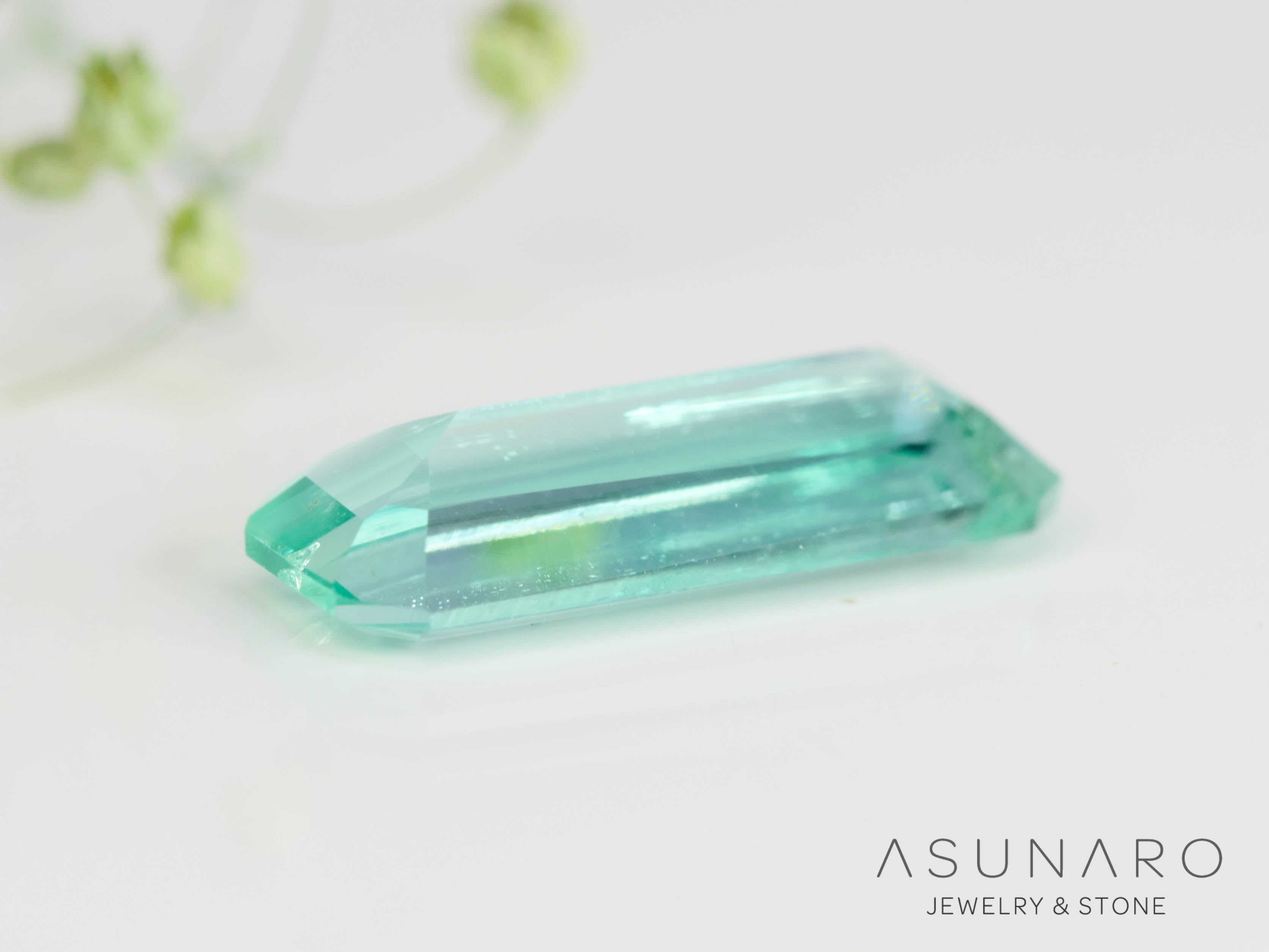 パライバカラーベリル エメラルドカット ブラジル産 1.25ct【250510-2990】