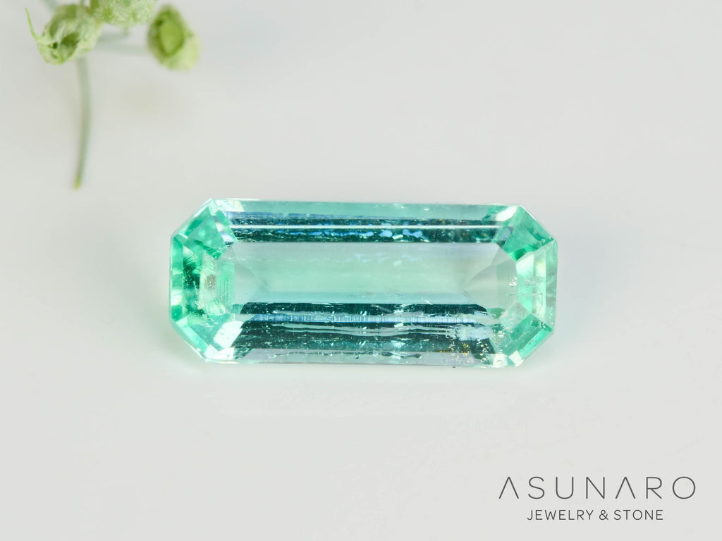 パライバカラーベリル エメラルドカット ブラジル産 0.51ct【250510-2991】