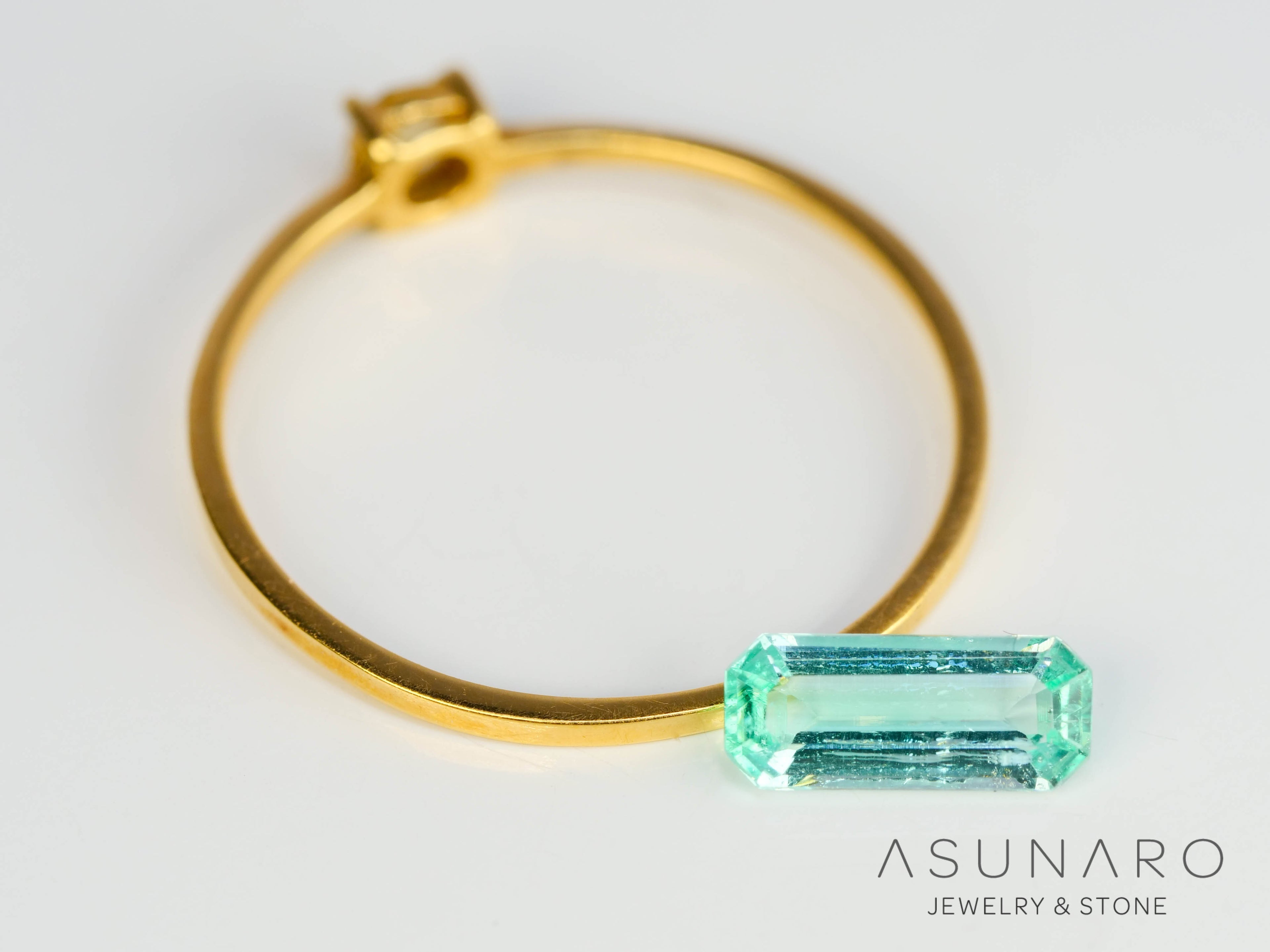 パライバカラーベリル エメラルドカット ブラジル産 0.51ct【250510-2991】