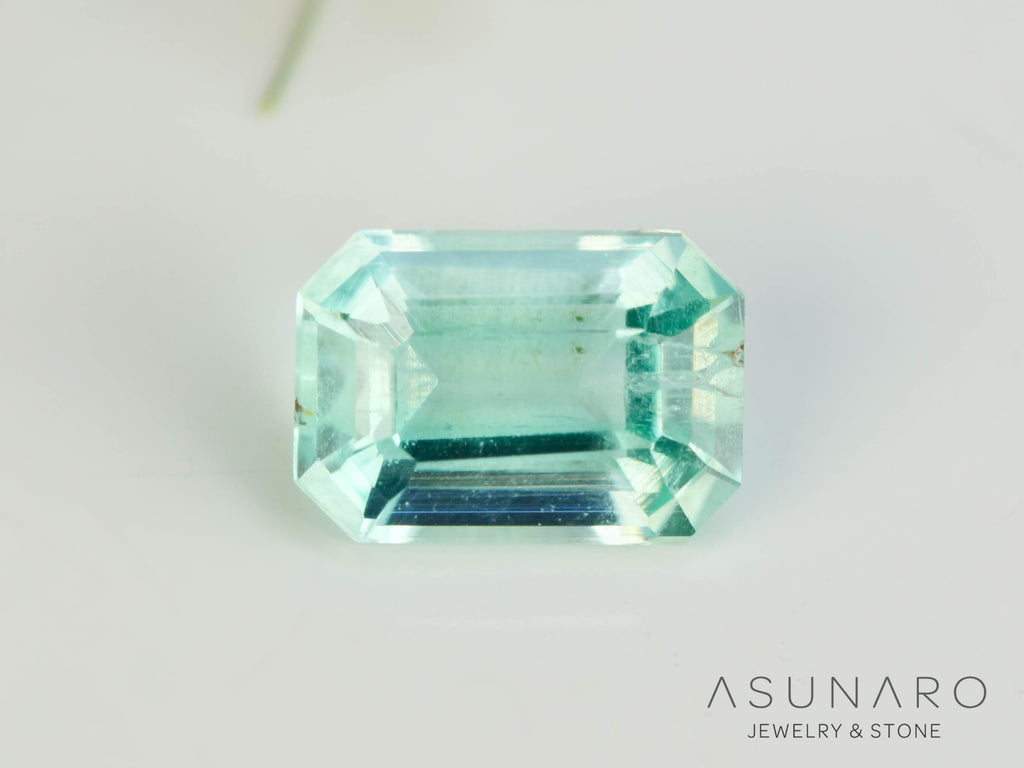 パライバカラーベリル エメラルドカット ブラジル産 0.41ct【250510-2994】