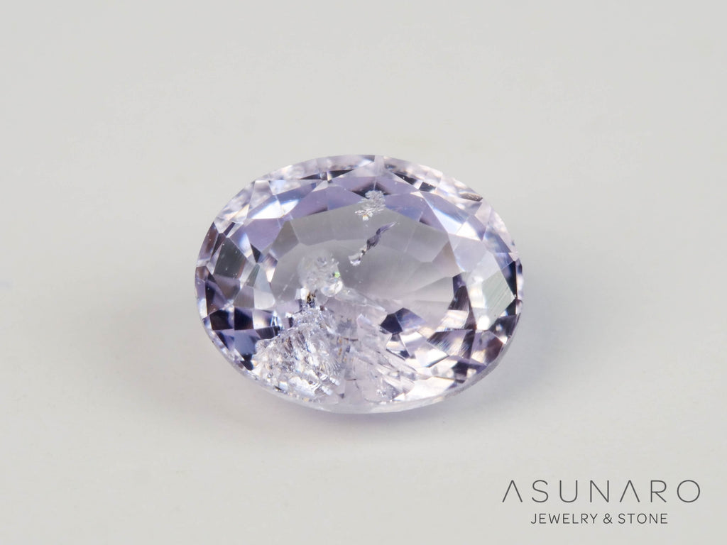 非加熱ライラックカラーサファイア 　オーバルカット 　スリランカ産　0.48ct　【250528-2821】
