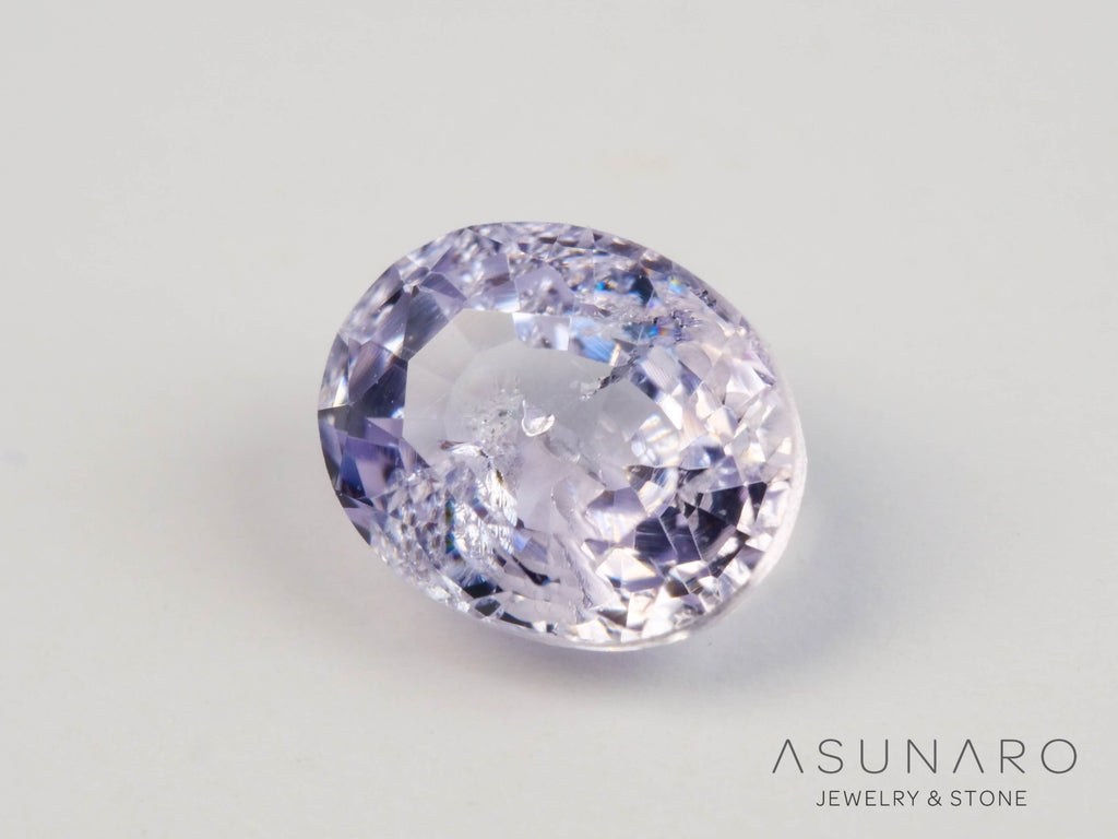 非加熱ライラックカラーサファイア 　オーバルカット 　スリランカ産　0.48ct　【250528-2821】