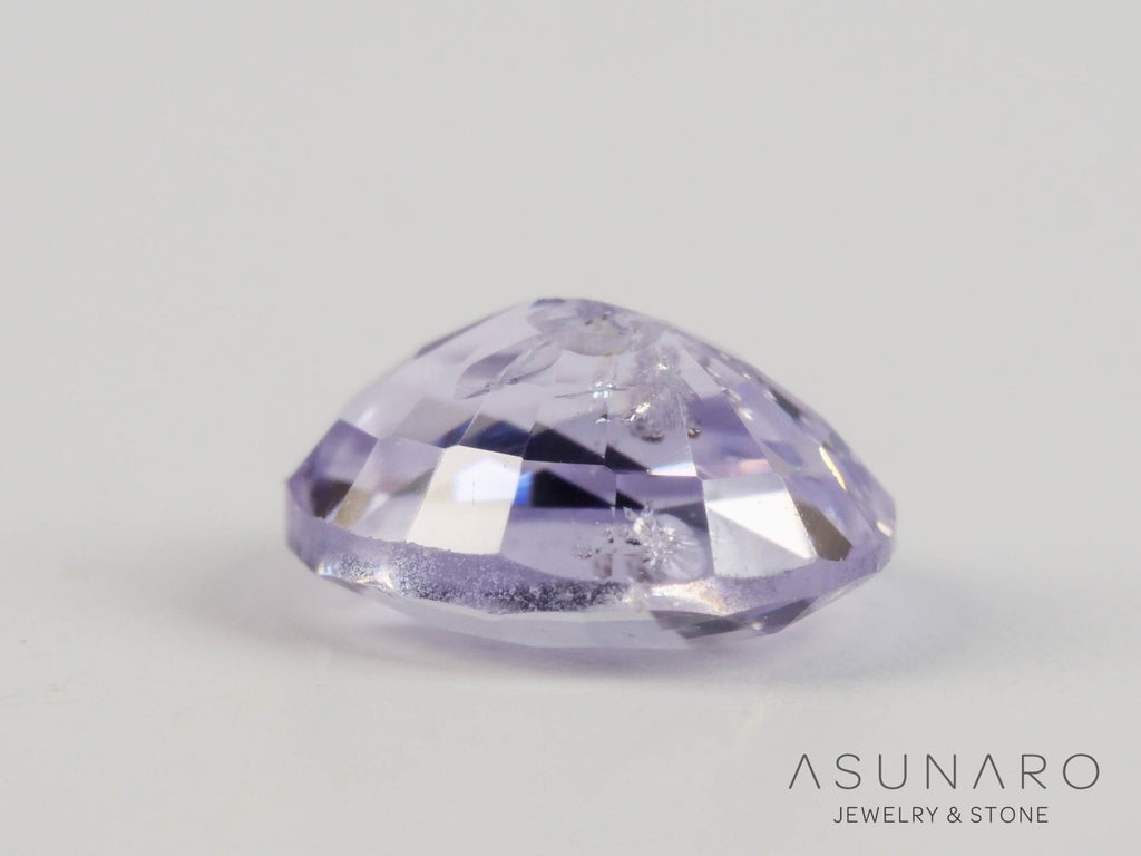 非加熱ライラックカラーサファイア 　オーバルカット 　スリランカ産　0.48ct　【250528-2821】