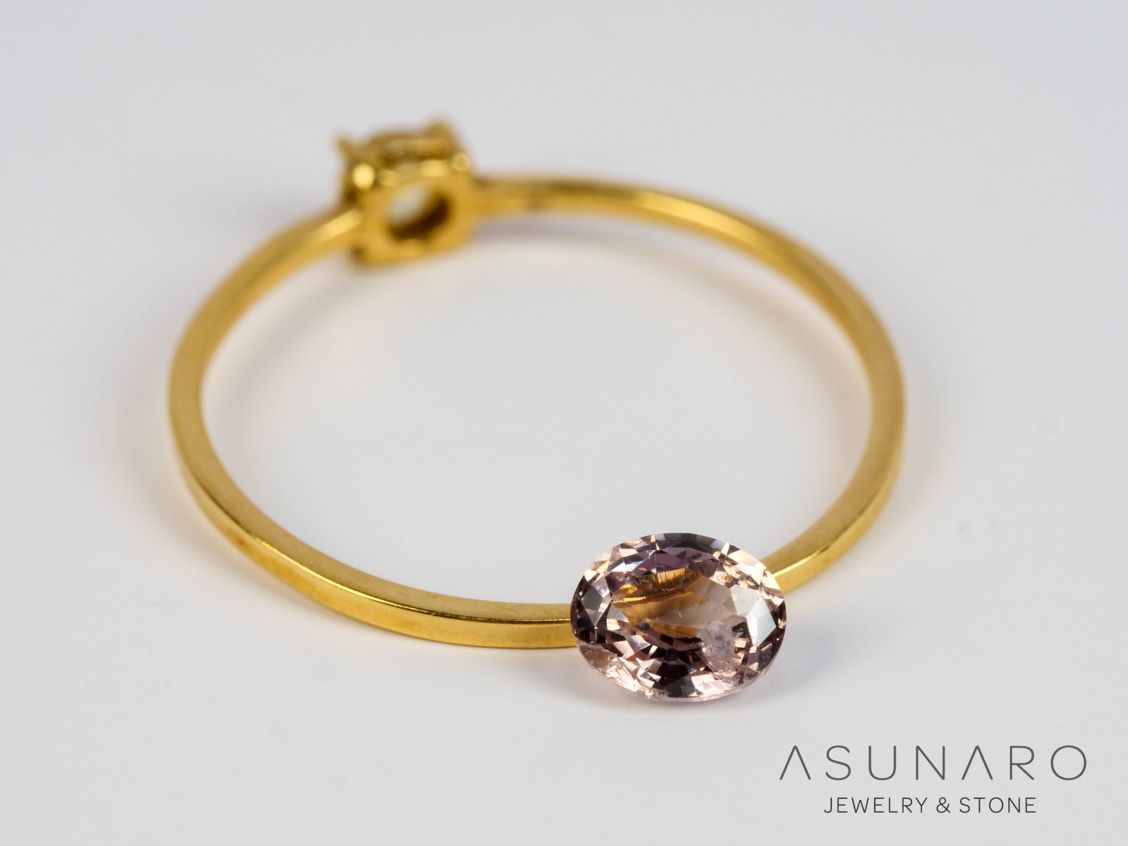 非加熱コッパーカラーサファイア 　オーバルカット 　スリランカ産　0.49ct　【250528-2822】