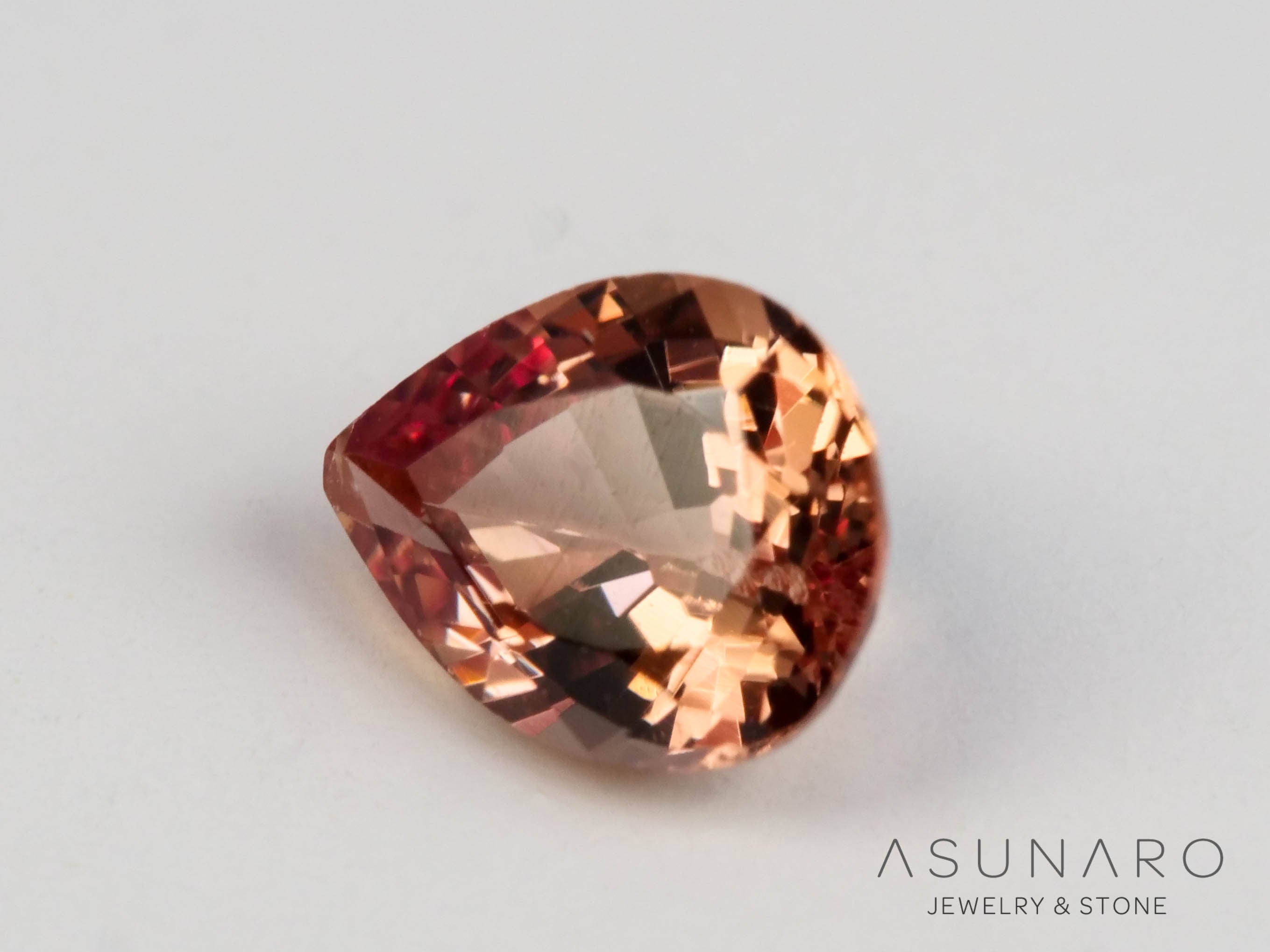 非加熱オレンジブラウンサファイア 　ペアシェイプ　スリランカ産　0.29ct　【250528-2824】