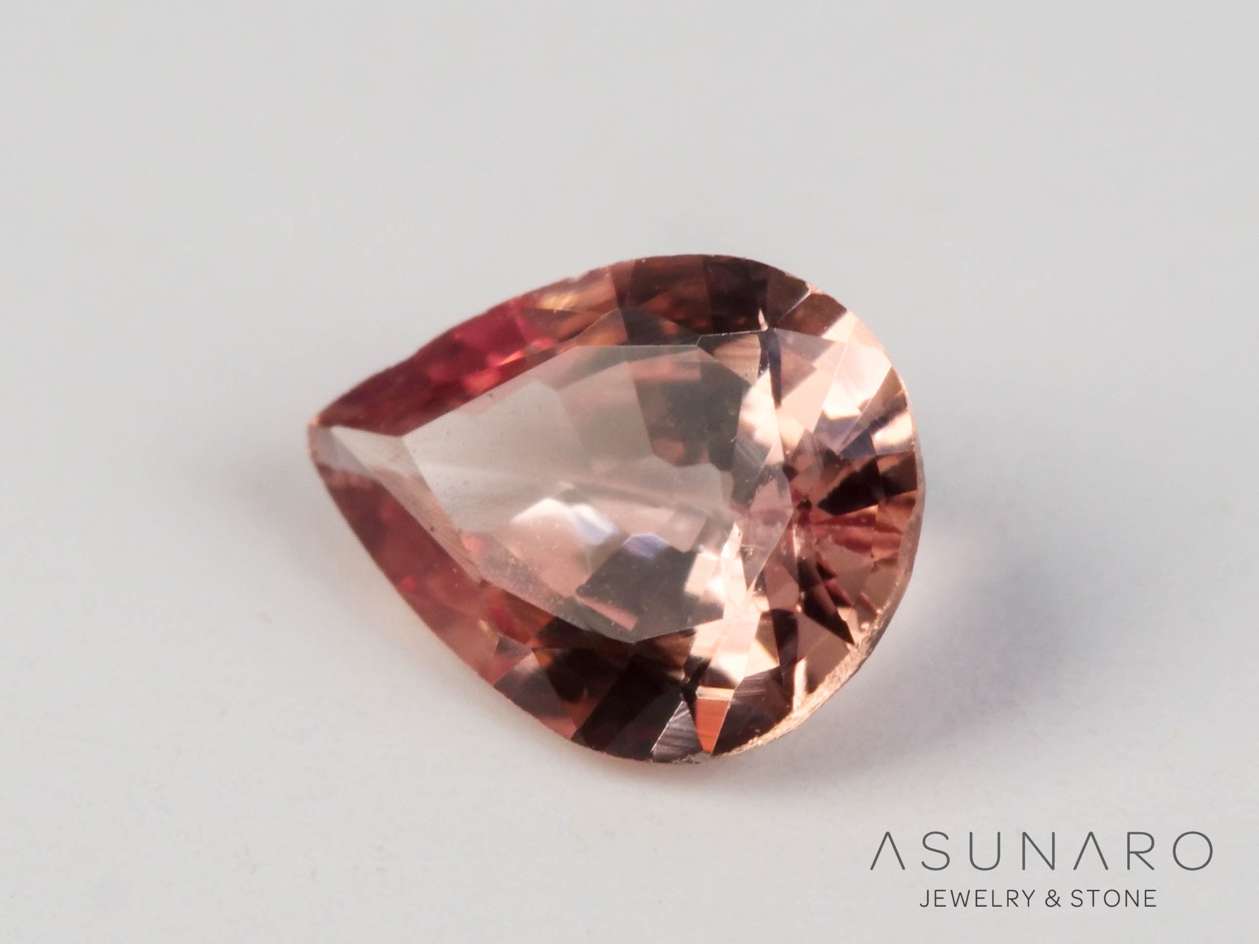 非加熱オレンジブラウンサファイア 　ペアシェイプ　スリランカ産　0.20ct　【250528-2825】