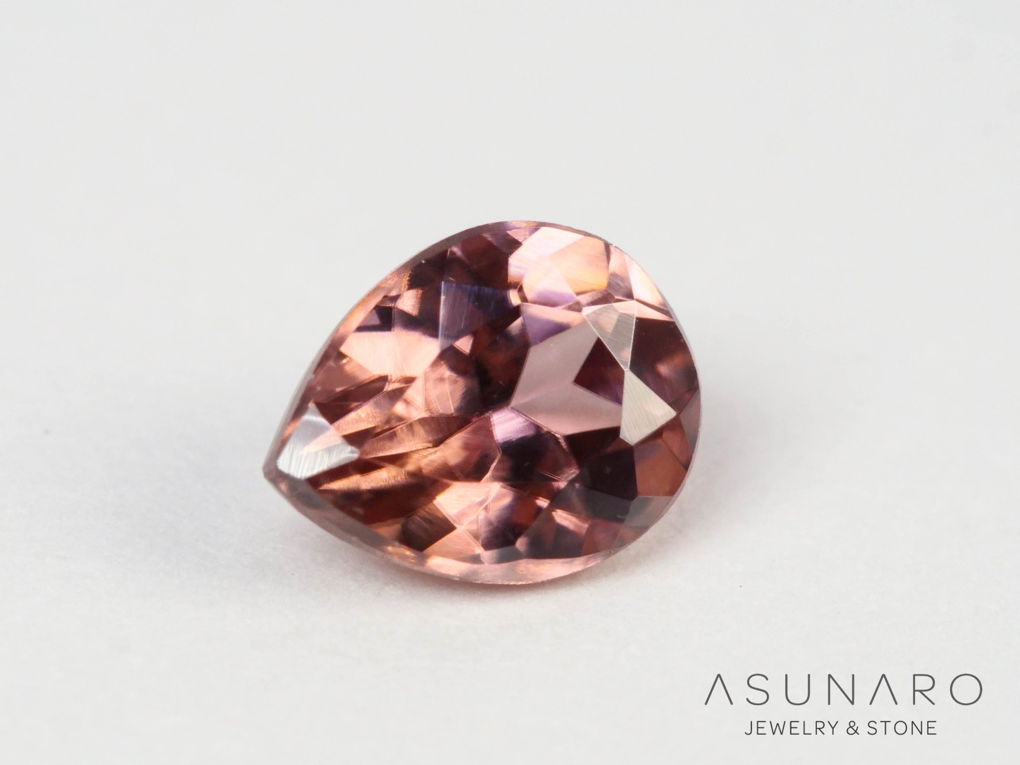 ローズピンクジルコン　ペアシェイプ　0.49ct　 タンザニア産 　【250903-3034】