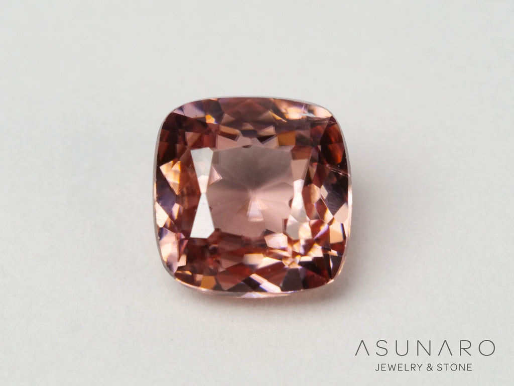 ローズピンクジルコン　クッションカット　0.46ct　 タンザニア産 　【250903-3037】