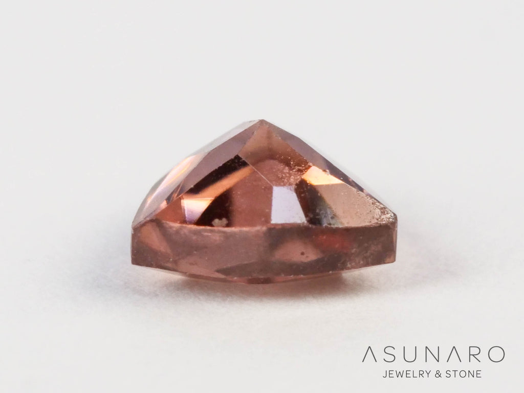 ローズピンクジルコン　トリリアントカット　0.38ct　 タンザニア産 　【250903-3038】