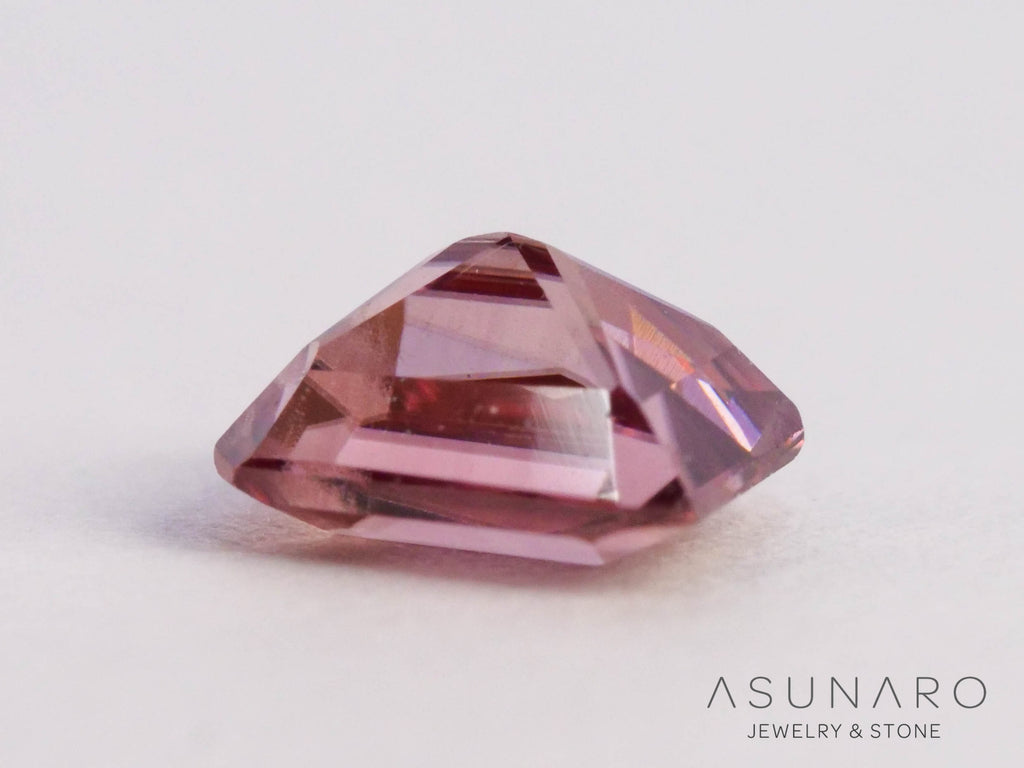 ローズピンクジルコン　エメラルドカット　0.37ct　 タンザニア産 　【250903-3040】