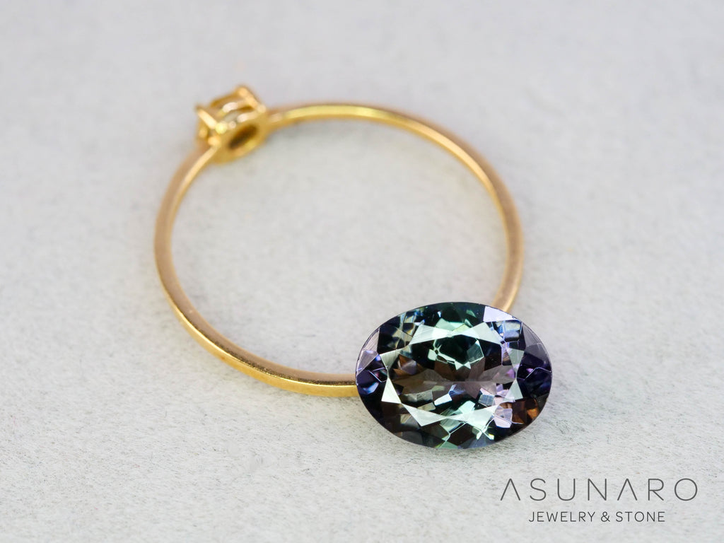 パーティーカラーゾイサイト（タンザナイト）オーバルカット　タンザニア産　1.69ct【260204-3193】