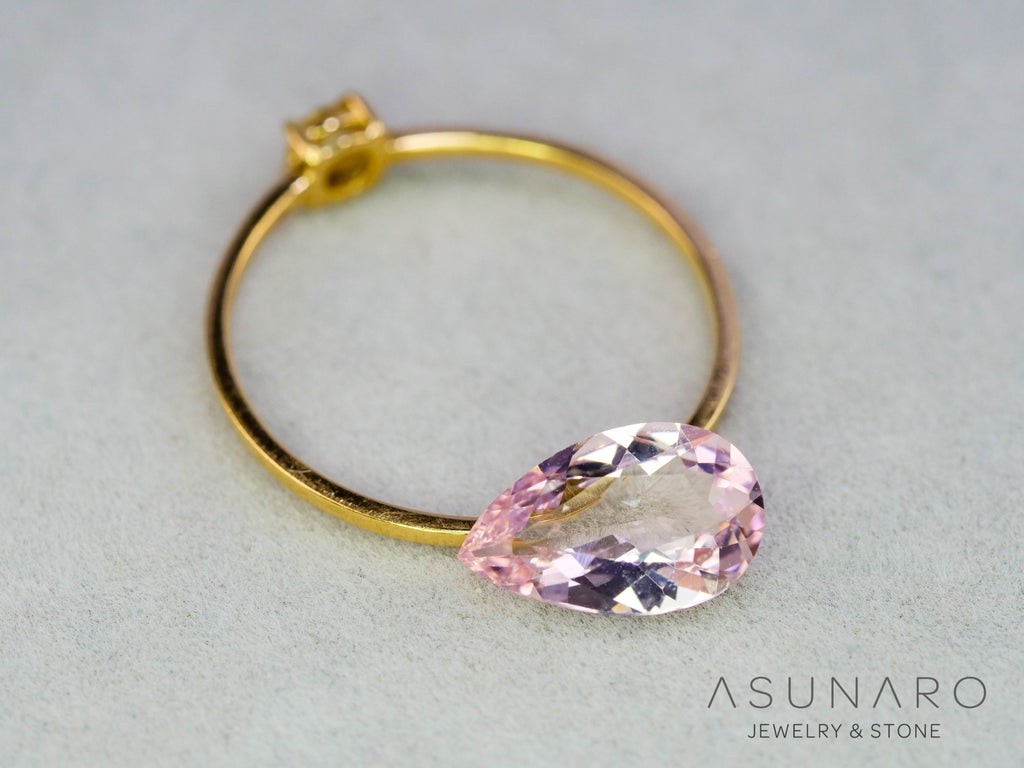 モルガナイト 　ペアシェイプ　ブラジル産　1.21ct　【251004-3130】