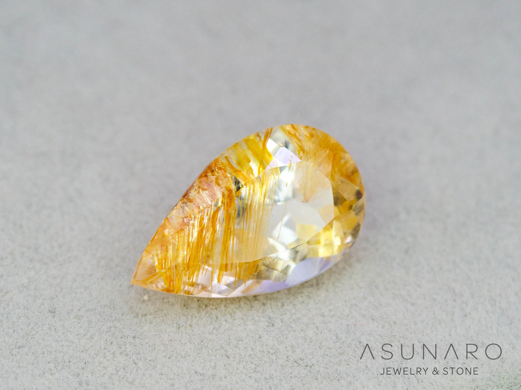 ルチルイントパーズ 　ペアシェイプ　ブラジル産　3.39ct　【251004-3100】