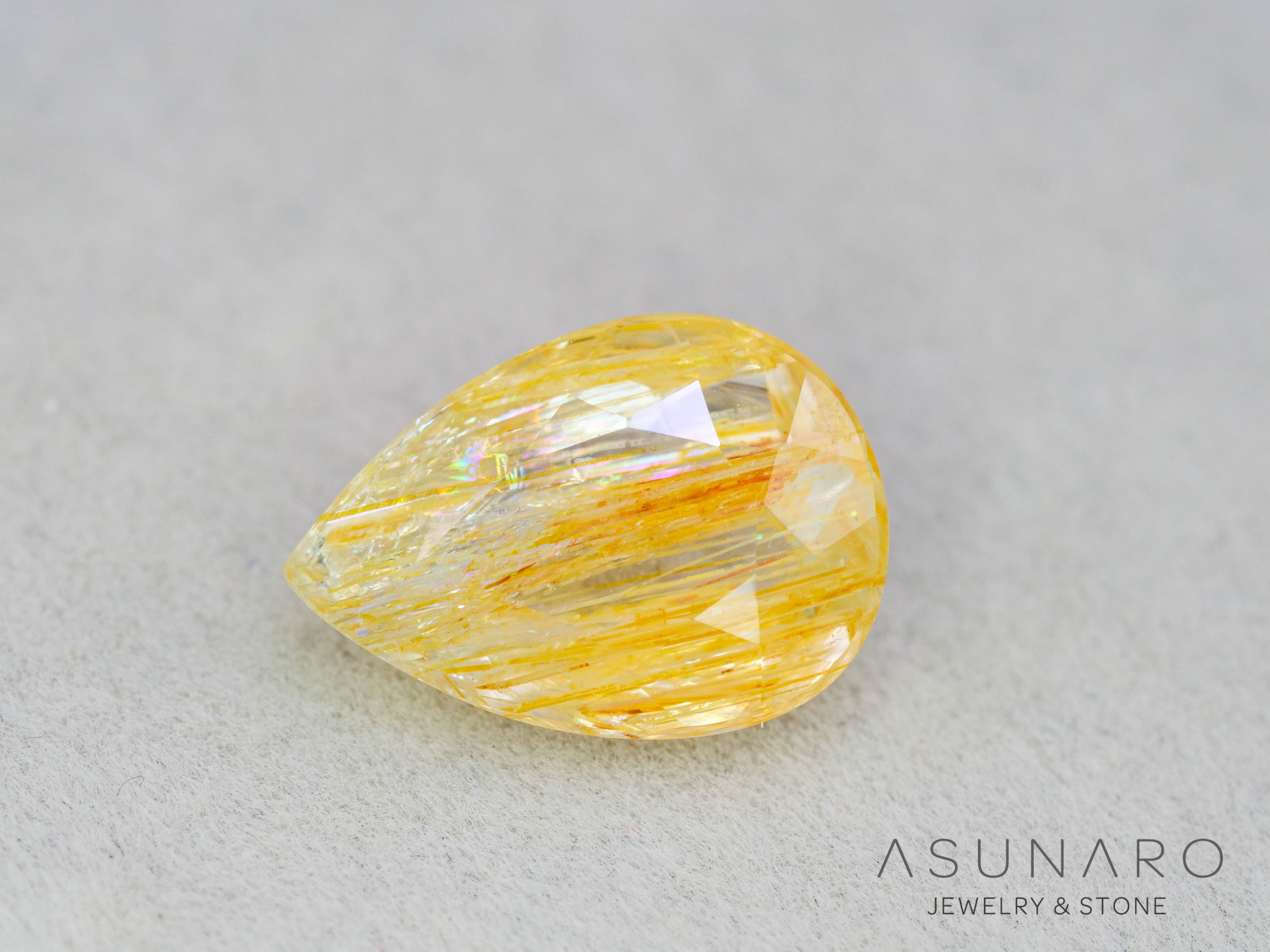 ルチルイントパーズ ペアシェイプ ブラジル産 3.28ct 【251004