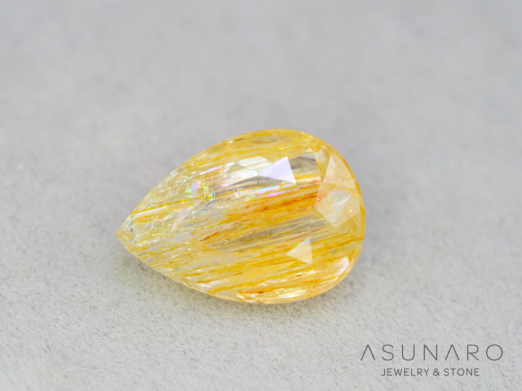 ルチルイントパーズ 　ペアシェイプ　ブラジル産　3.28ct　【251004-3101】
