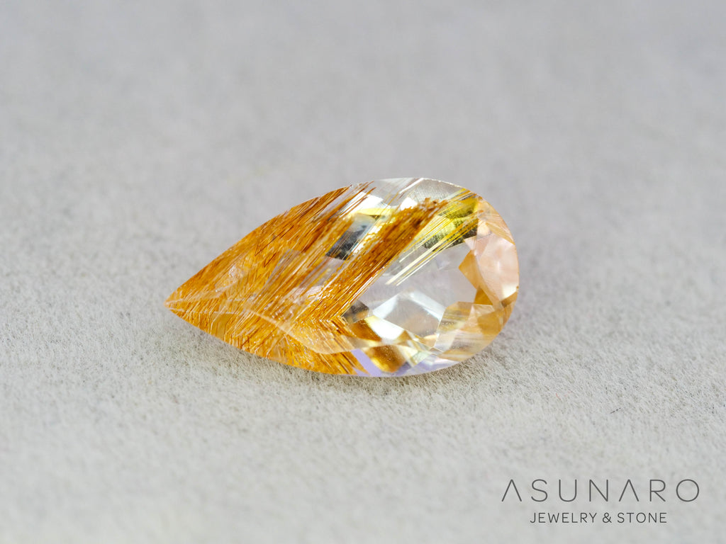 ルチルイントパーズ 　ペアシェイプ　ブラジル産　1.99ct　【251004-3102】