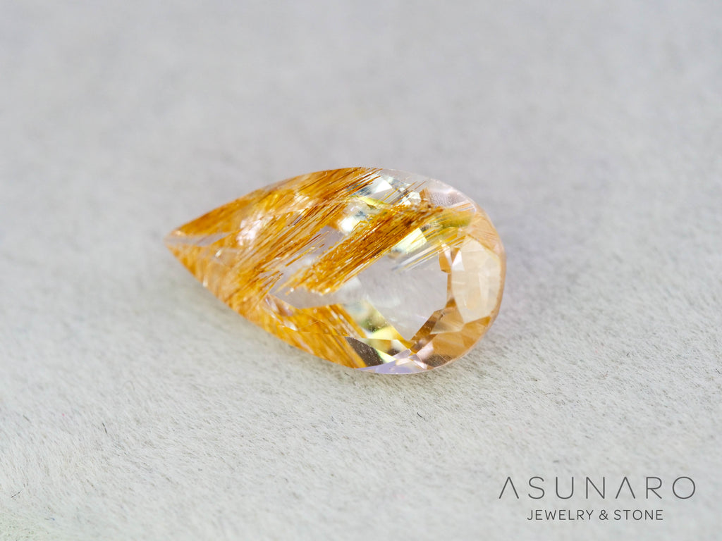 ルチルイントパーズ 　ペアシェイプ　ブラジル産　1.99ct　【251004-3102】