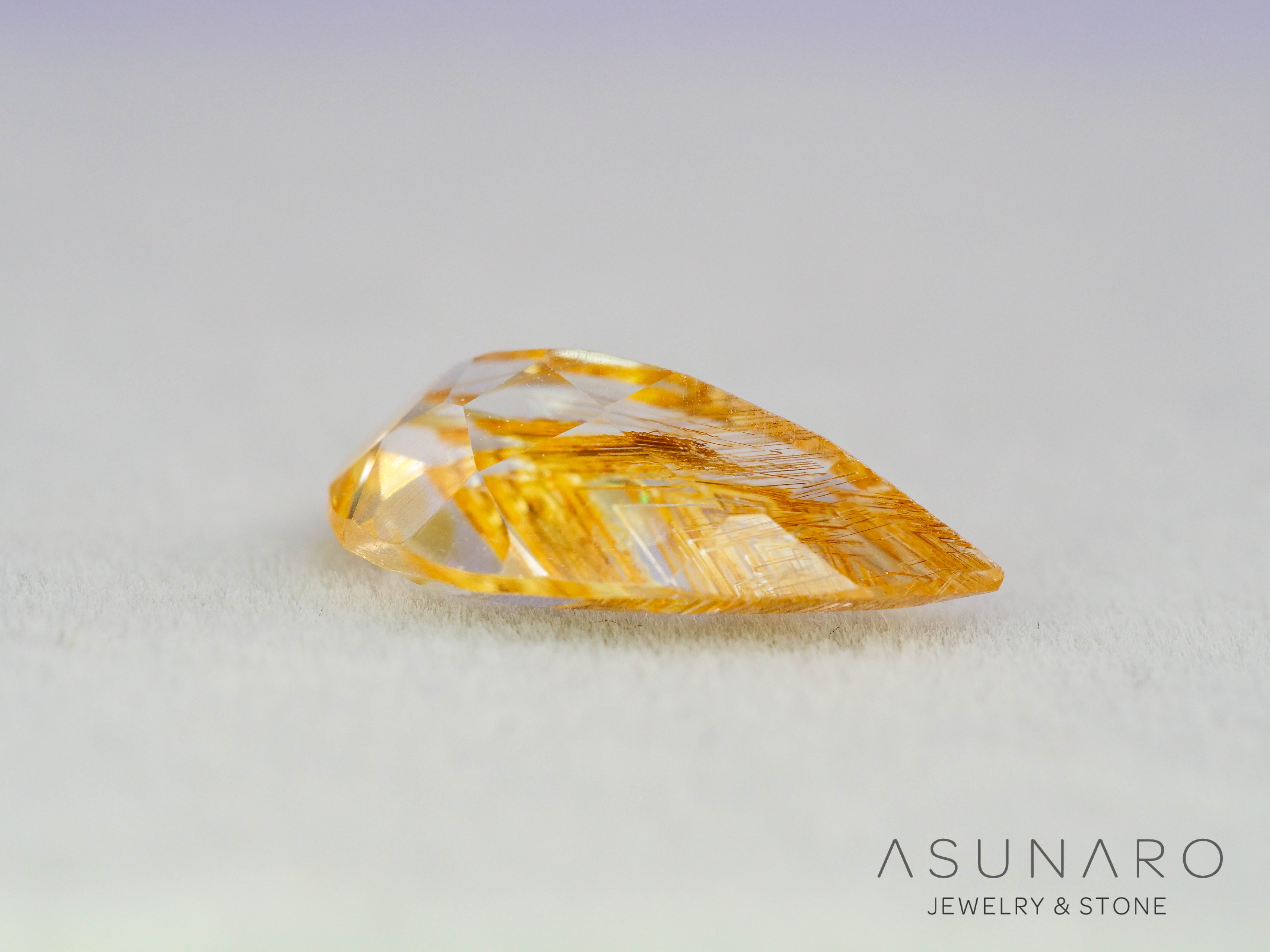 ルチルイントパーズ ペアシェイプ ブラジル産 1.99ct 【251004-3102