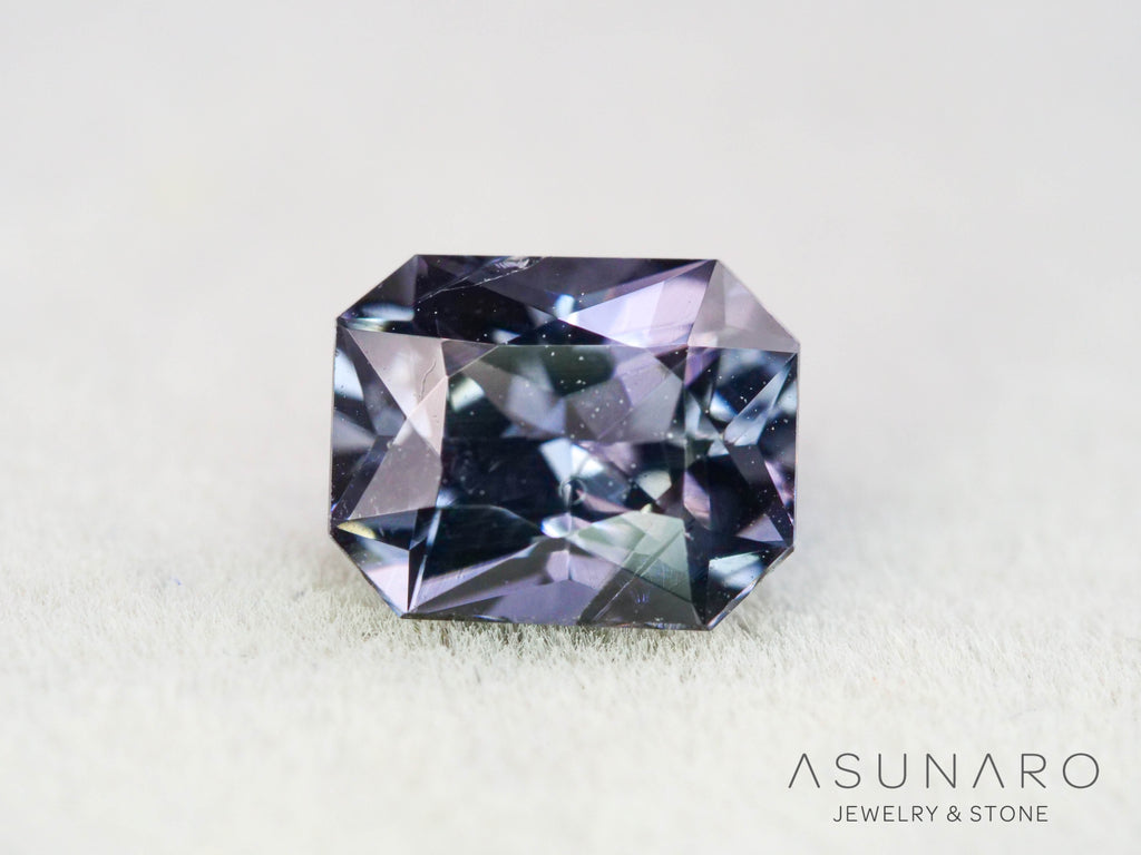 グレースピネル 　エメラルドカット　スリランカ産　1.13ct　【251004-3083】