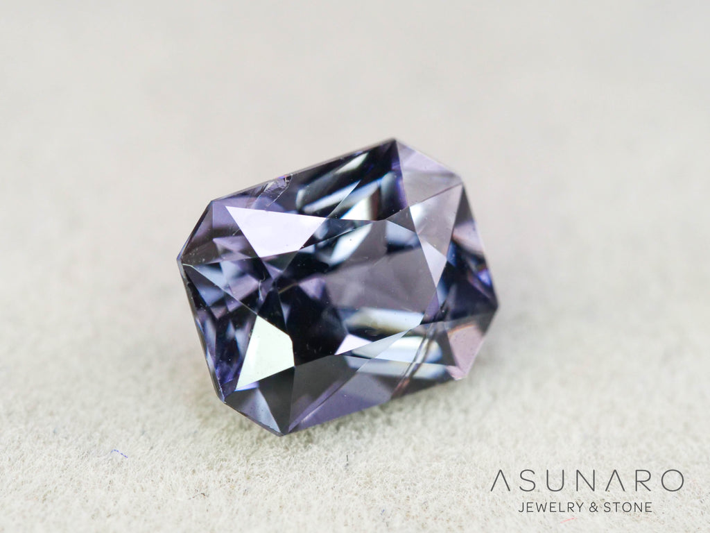 グレースピネル 　エメラルドカット　スリランカ産　1.13ct　【251004-3083】