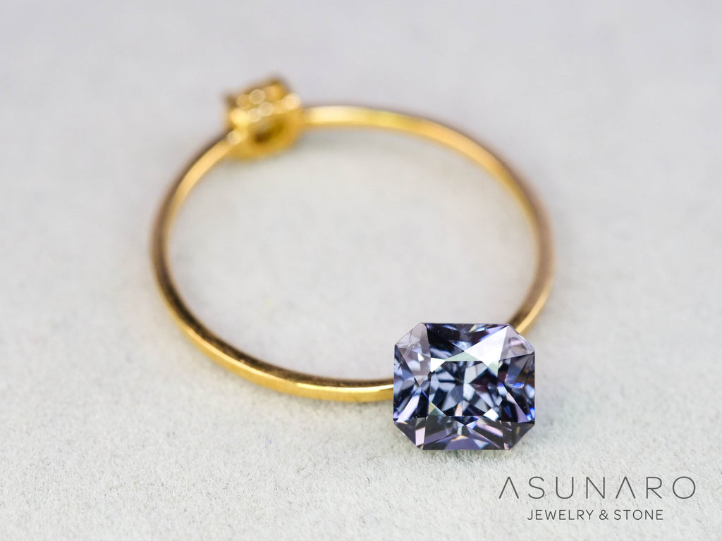 グレースピネル 　エメラルドカット　スリランカ産　1.13ct　【251004-3084】