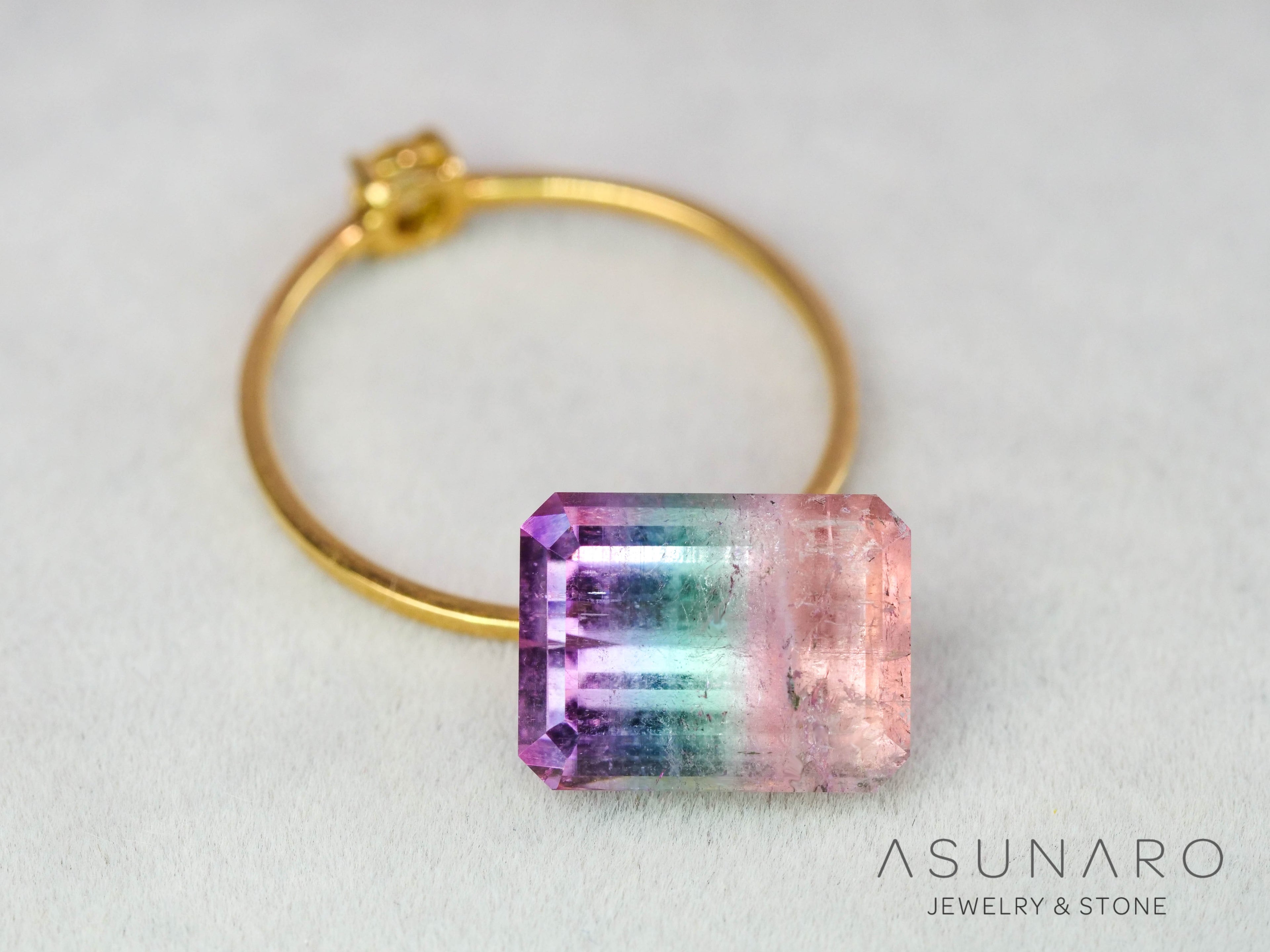 パーティーカラードトルマリン　エメラルドカット　アフガニスタン産　5.15ct【251016-3079】