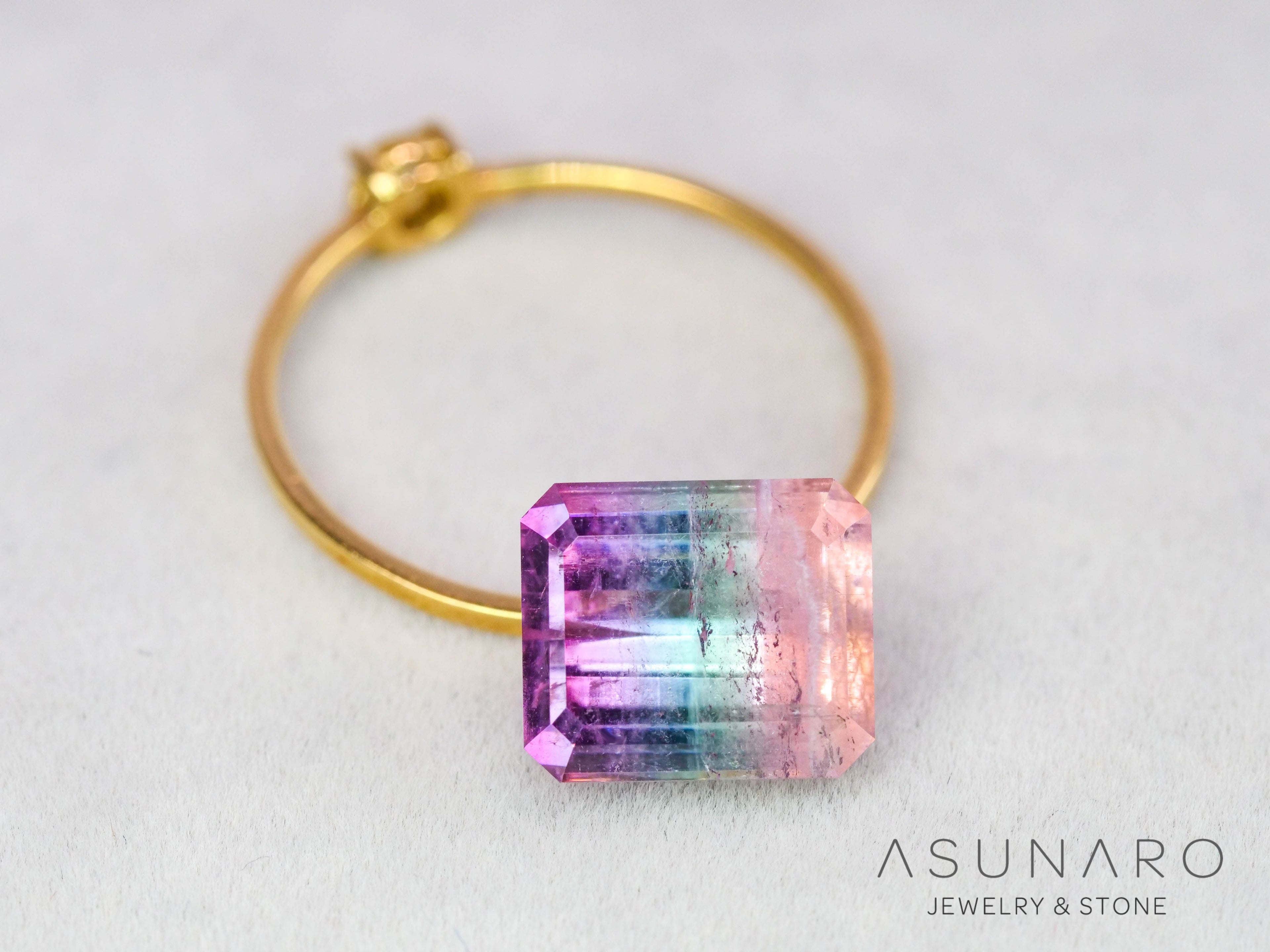 パーティーカラードトルマリン　エメラルドカット　アフガニスタン産　4.25ct【251016-3078】