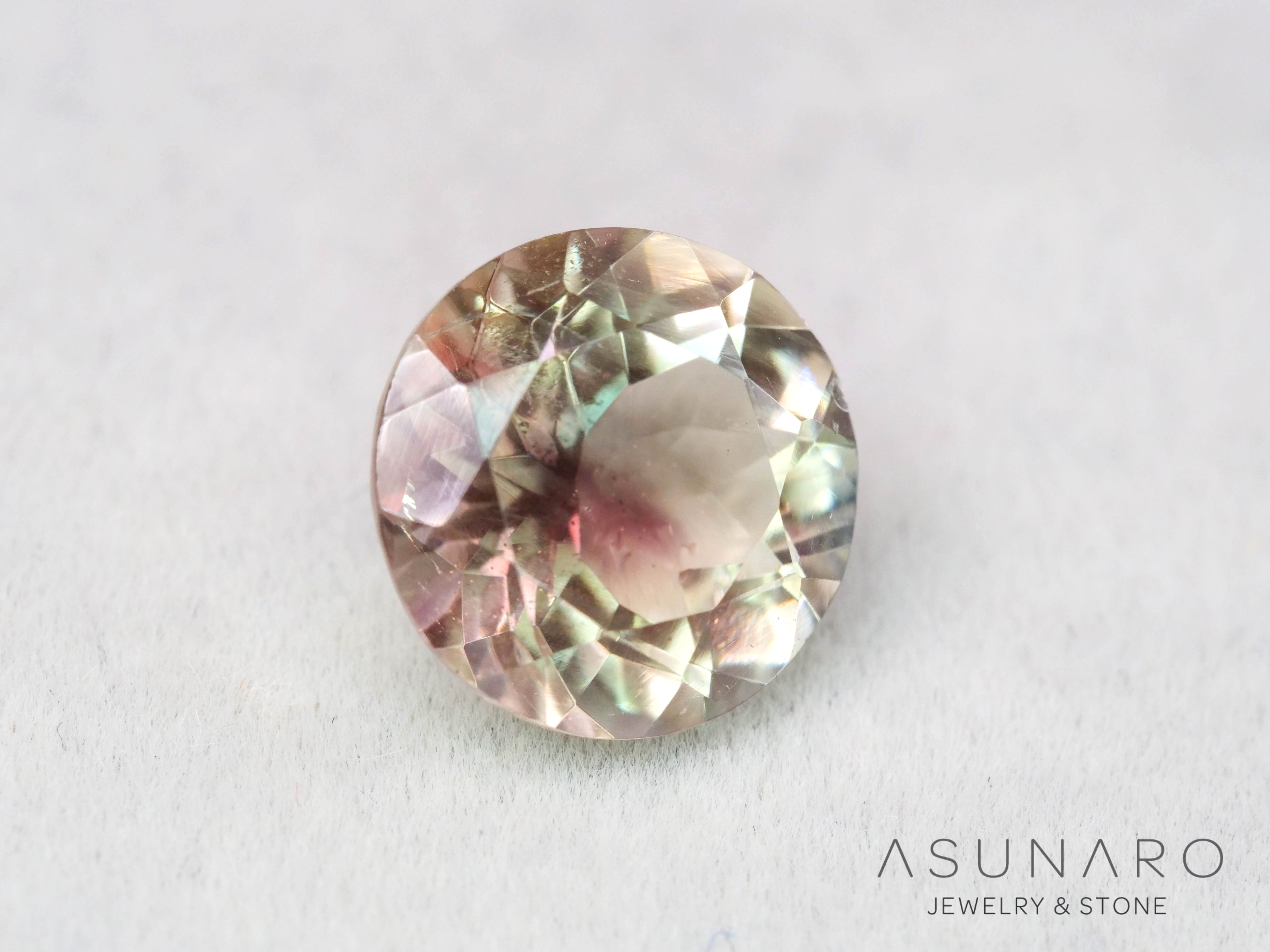 オレゴンサンストーン  ラウンドカット　 アメリカ産 　2.40ct【251017-3185】