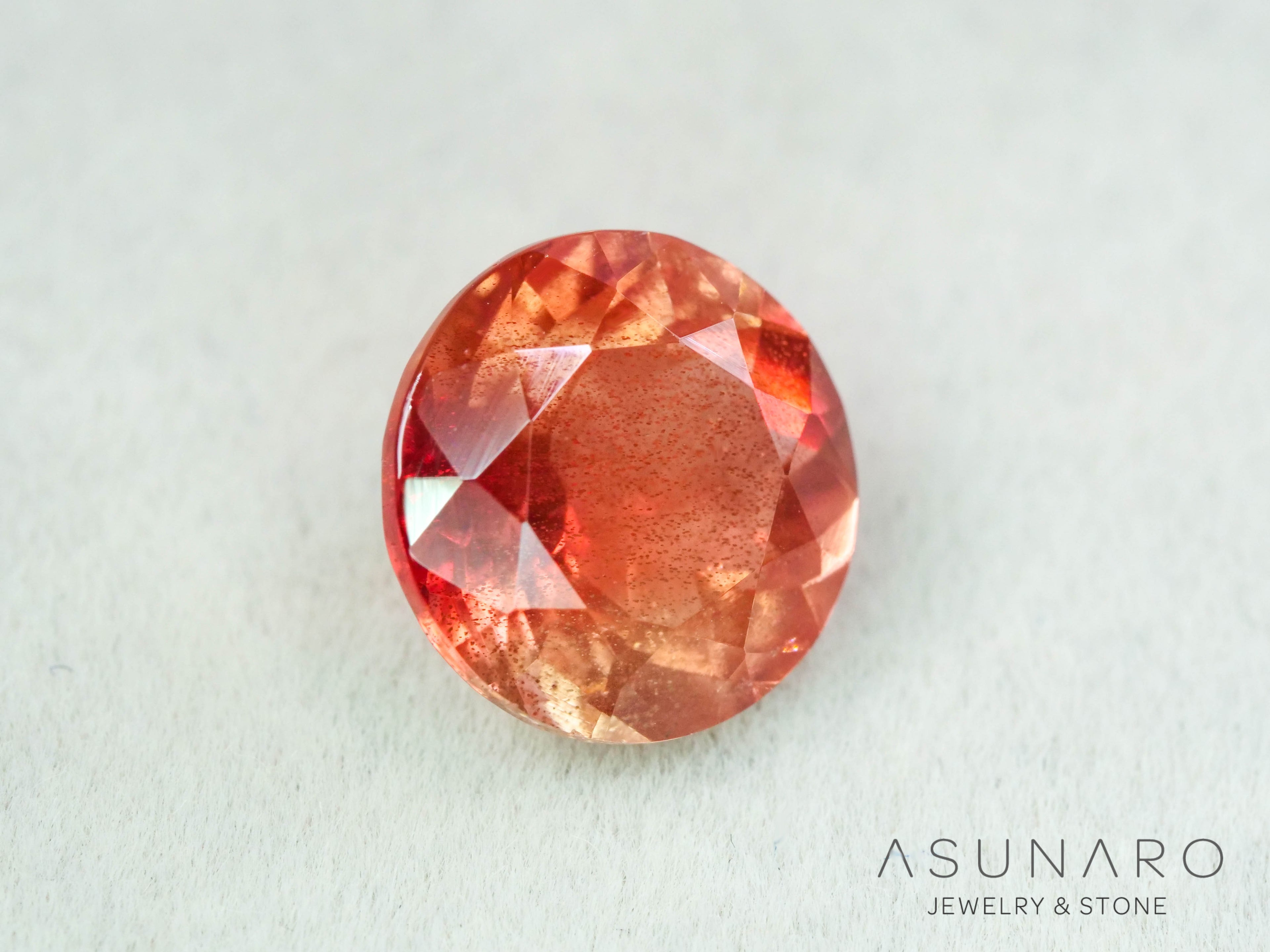 オレゴンサンストーン  ラウンドカット　 アメリカ産 　2.34ct【251017-3187】