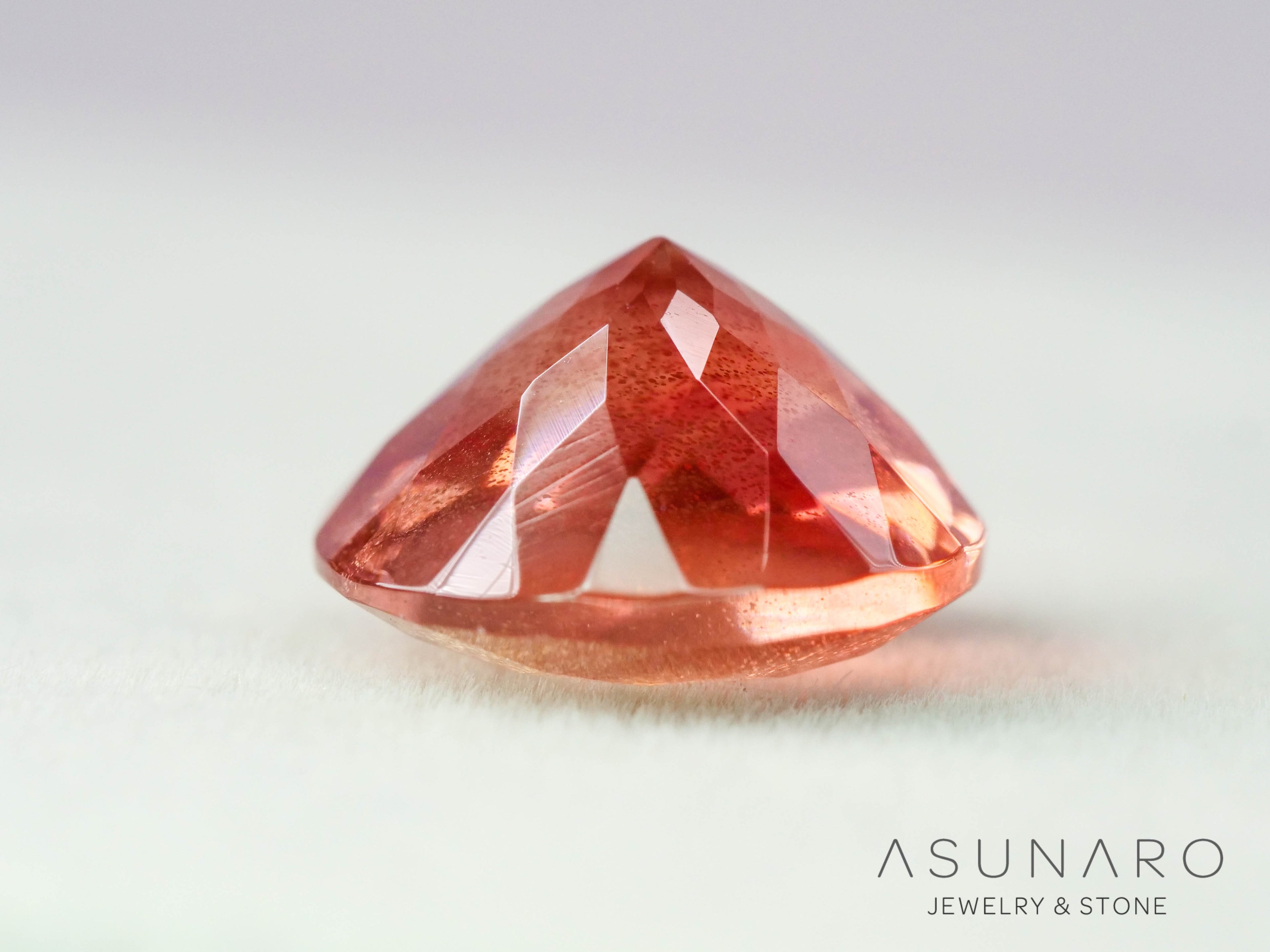 オレゴンサンストーン  ラウンドカット　 アメリカ産 　2.34ct【251017-3187】