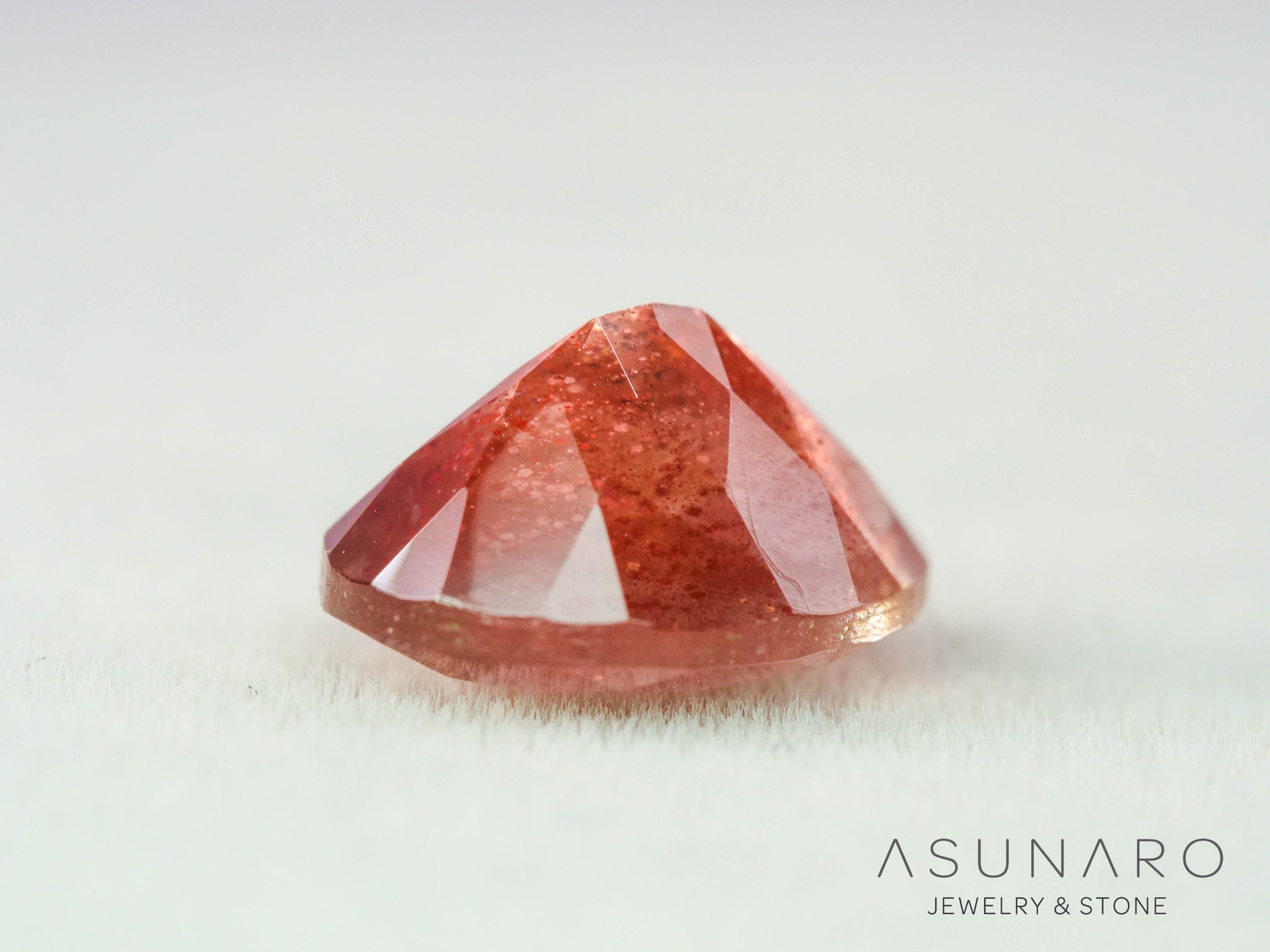 オレゴンサンストーン  オーバルカット　 アメリカ産 　1.27ct【251017-3189】