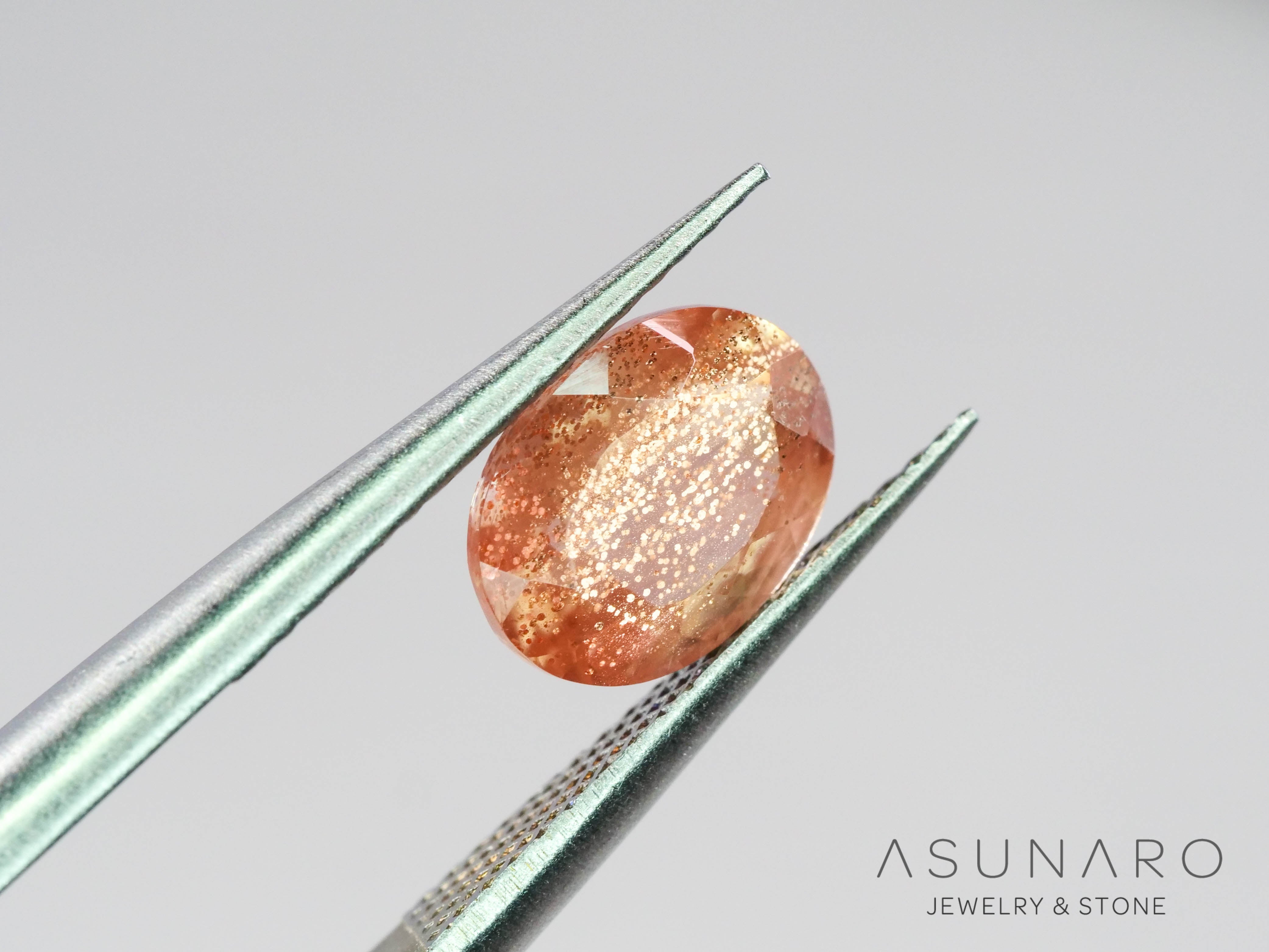 オレゴンサンストーン オーバルカット アメリカ産 1.28ct【251017-3190