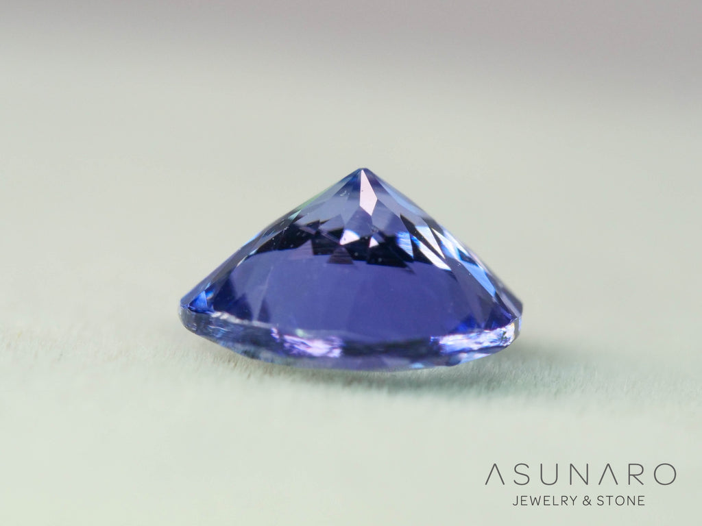 バイカラーゾイサイト（タンザナイト）ラウンドカット　タンザニア産　0.97ct【251107-3116】