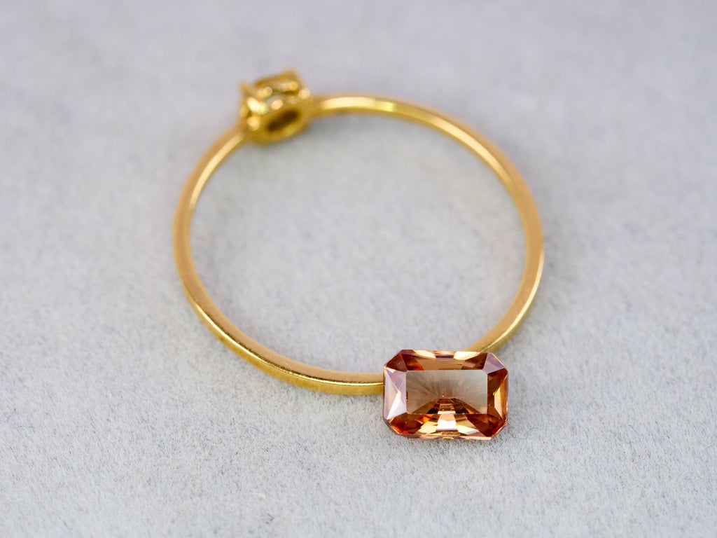 オレンジブラウンジルコン　エメラルドカット　0.72ct　 タンザニア産 　【251110-3106】