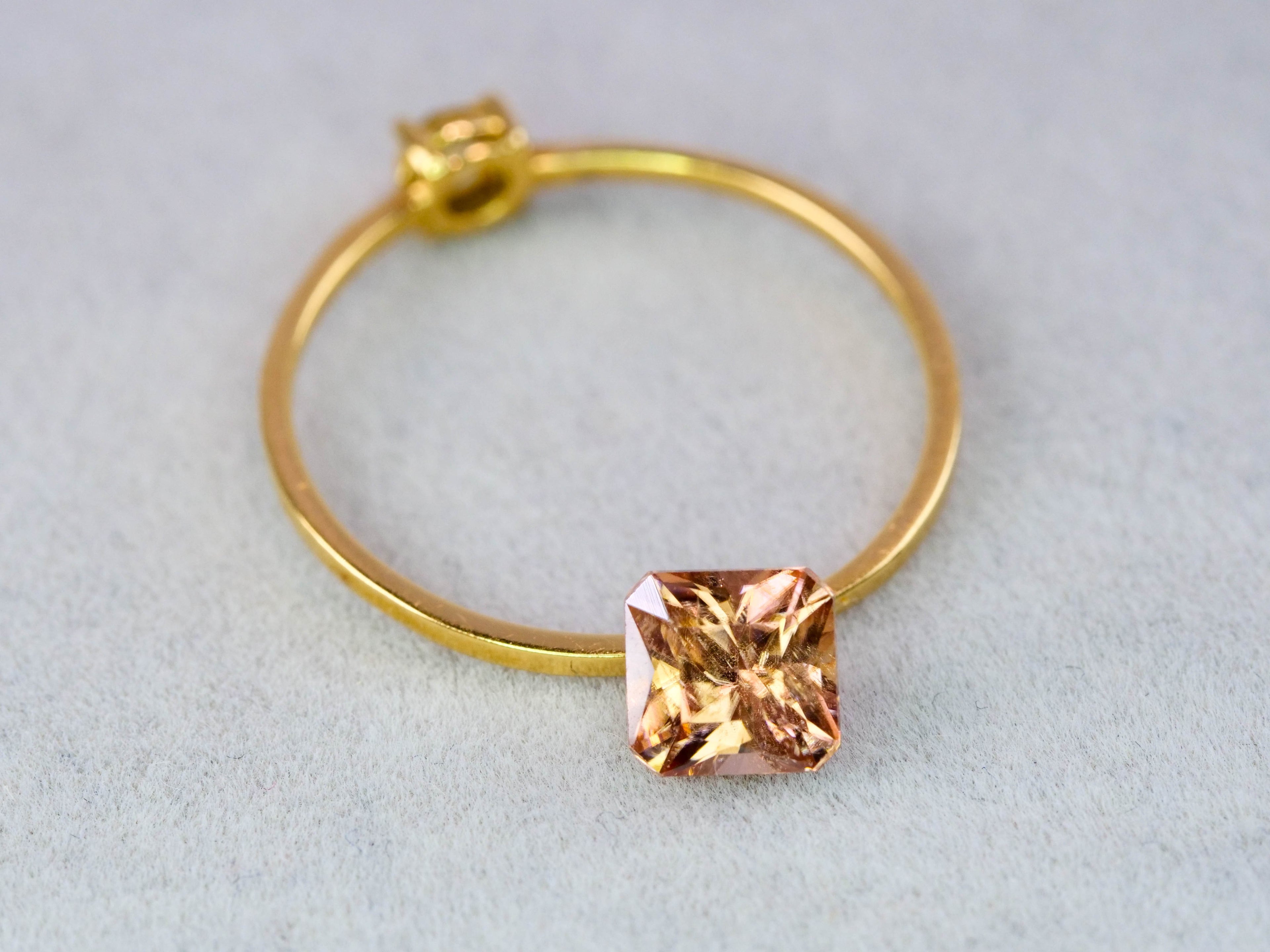 ピンクブラウンジルコン　エメラルドカット　1.06ct　 タンザニア産 　【251110-3109】