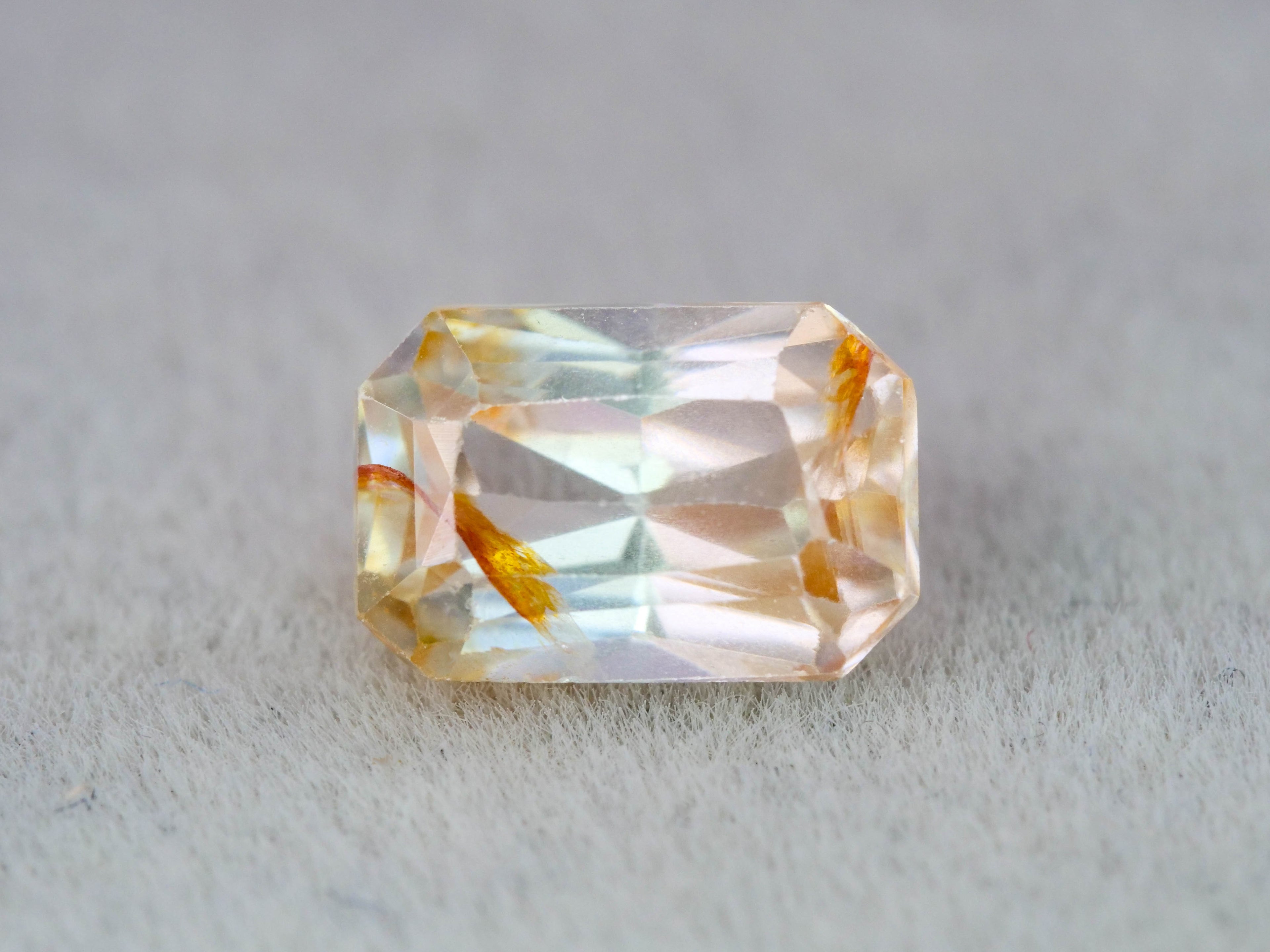 バイカラージルコン　エメラルドカット　1.20ct　 タンザニア産 　【251110-3112】