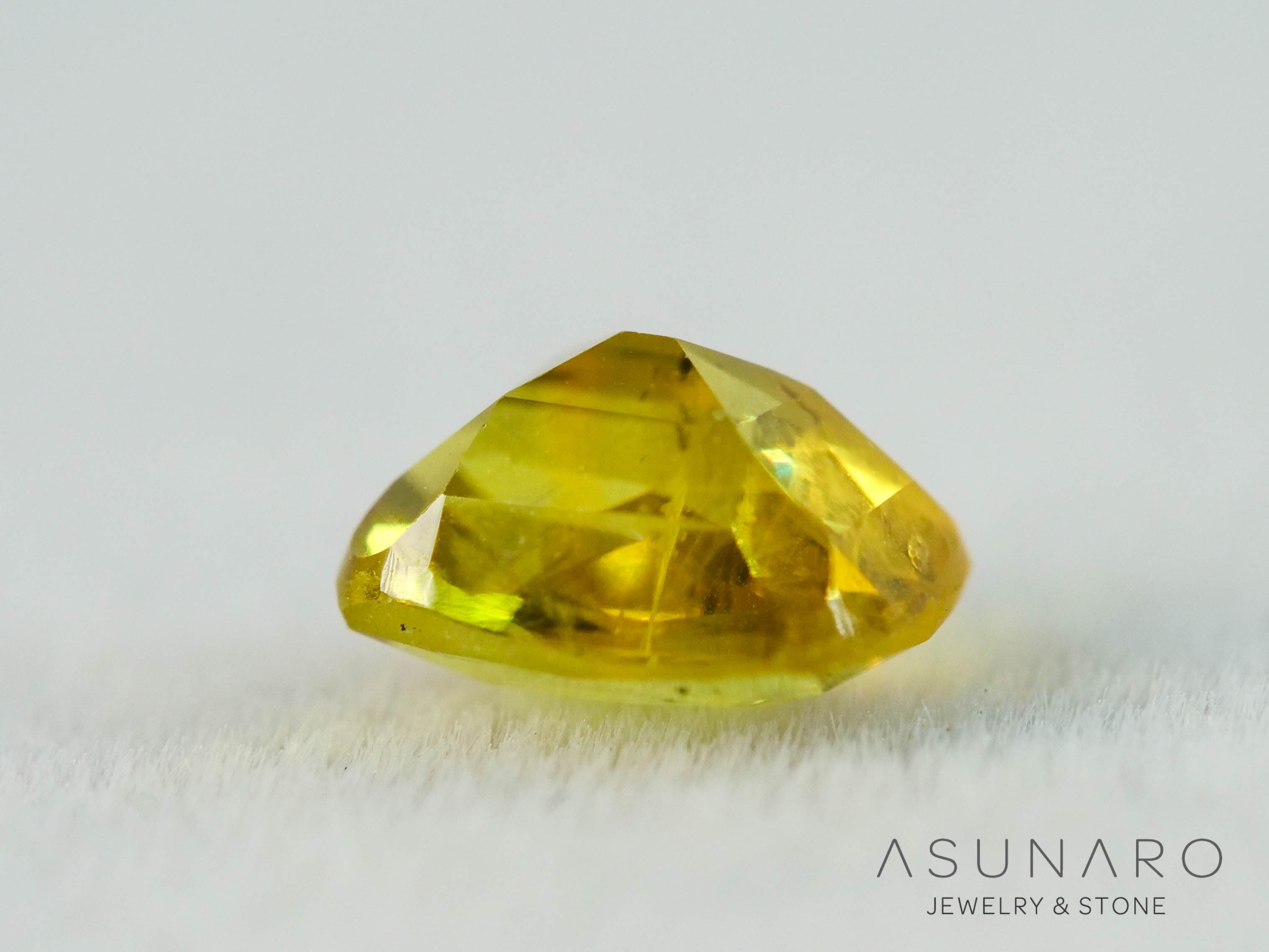 バイカラーサファイア 　クッションカット　 スリランカ産　0.48ct【260122-3145】