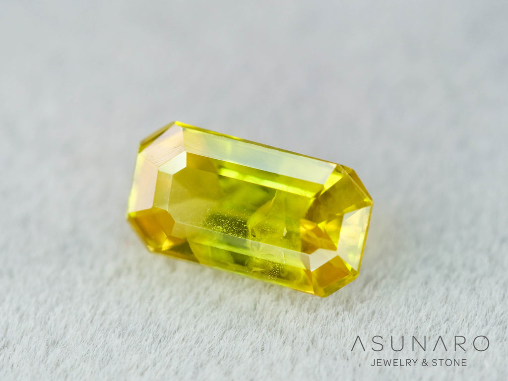 バイカラーサファイア 　エメラルドカット　 スリランカ産　0.69ct【260122-3146】