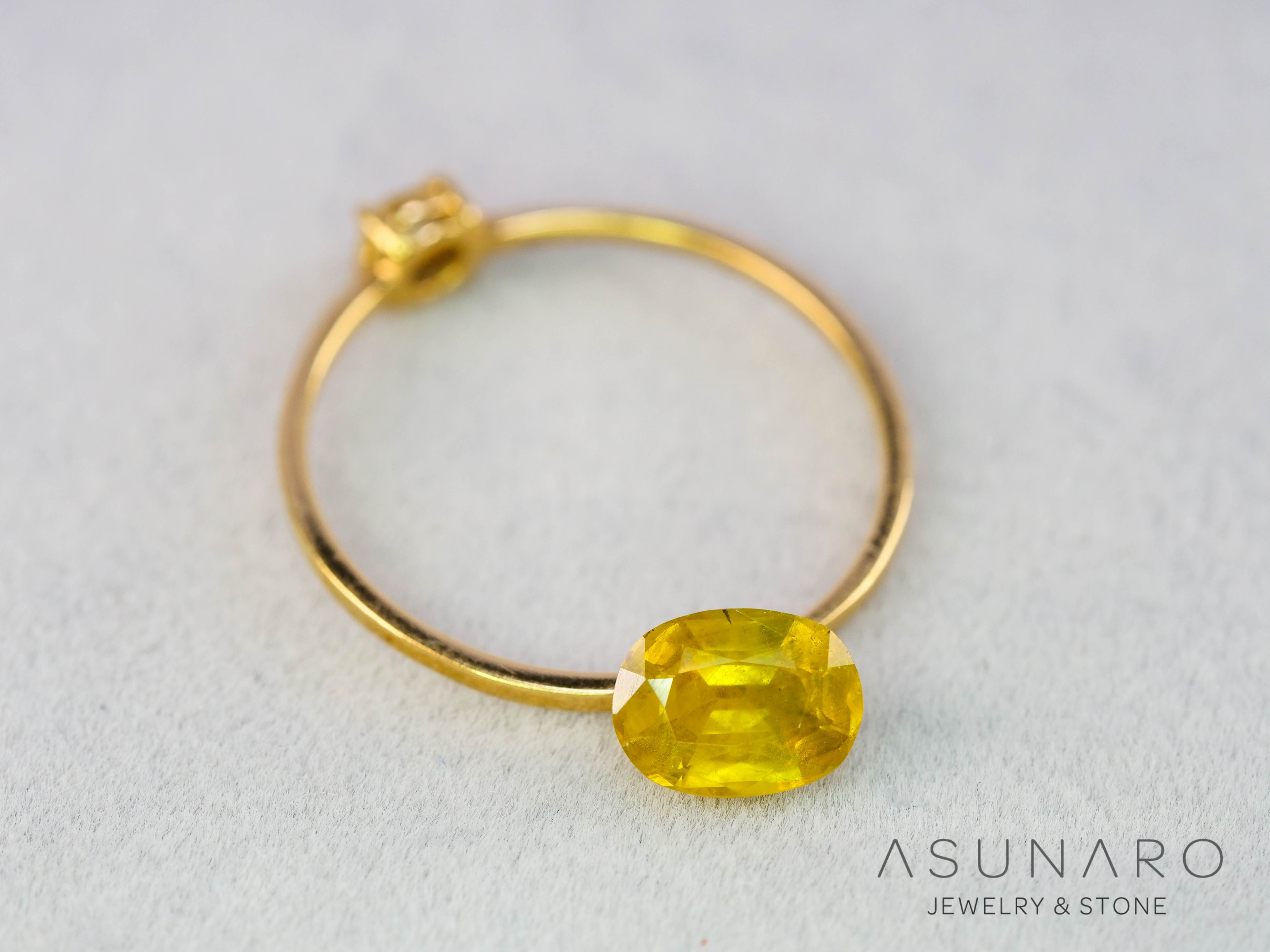 シルキーバイカラーサファイア 　オーバルカット　 スリランカ産　1.55ct【260122-3149】