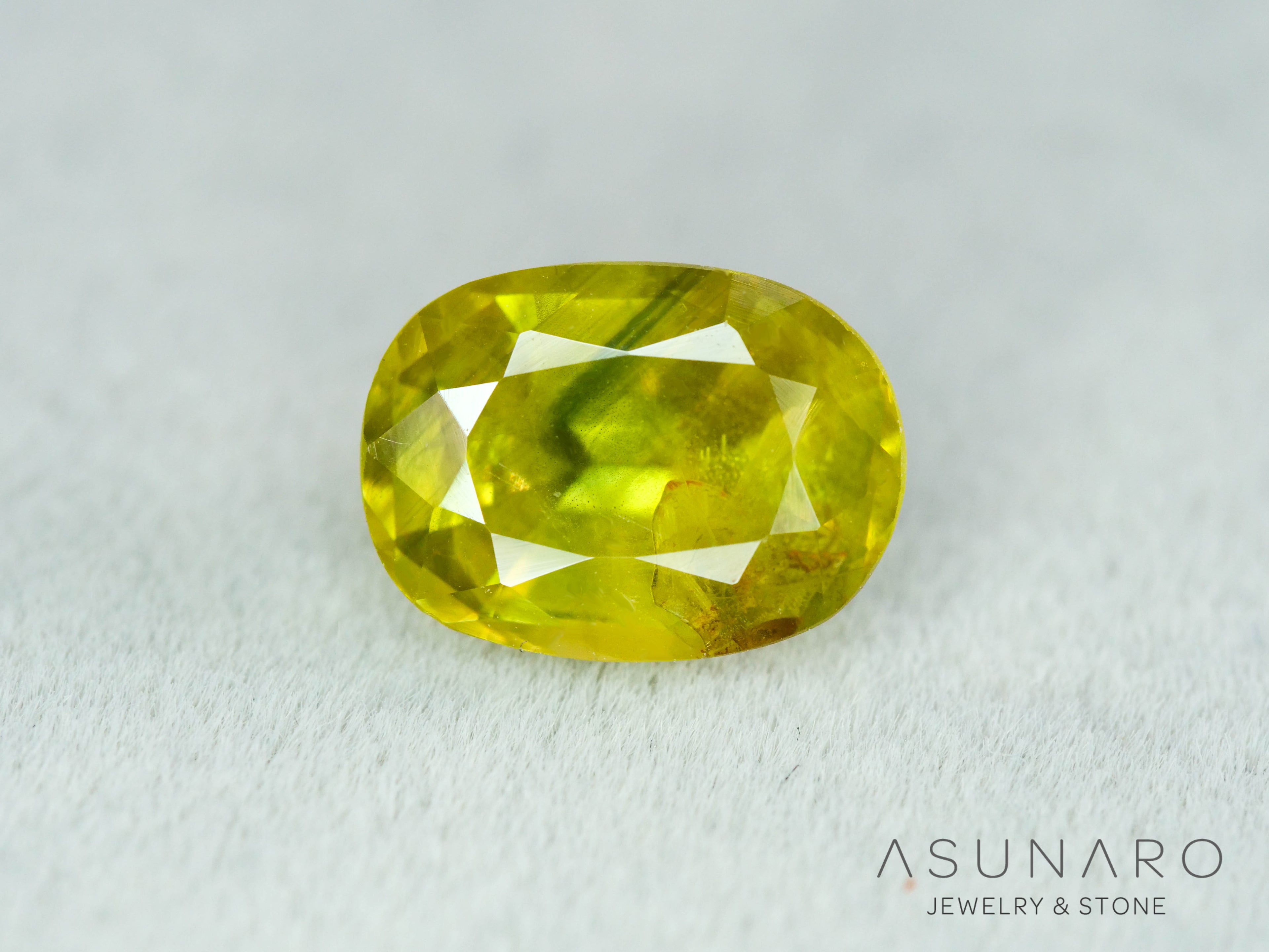 バイカラーサファイア 　オーバルカット　 スリランカ産　1.10ct【260122-3150】