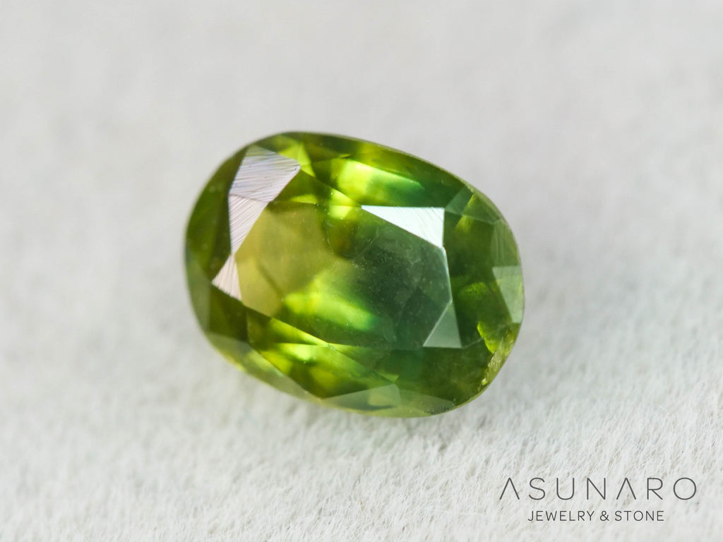 バイカラーサファイア 　オーバルカット　 スリランカ産　0.70ct【260122-3151】