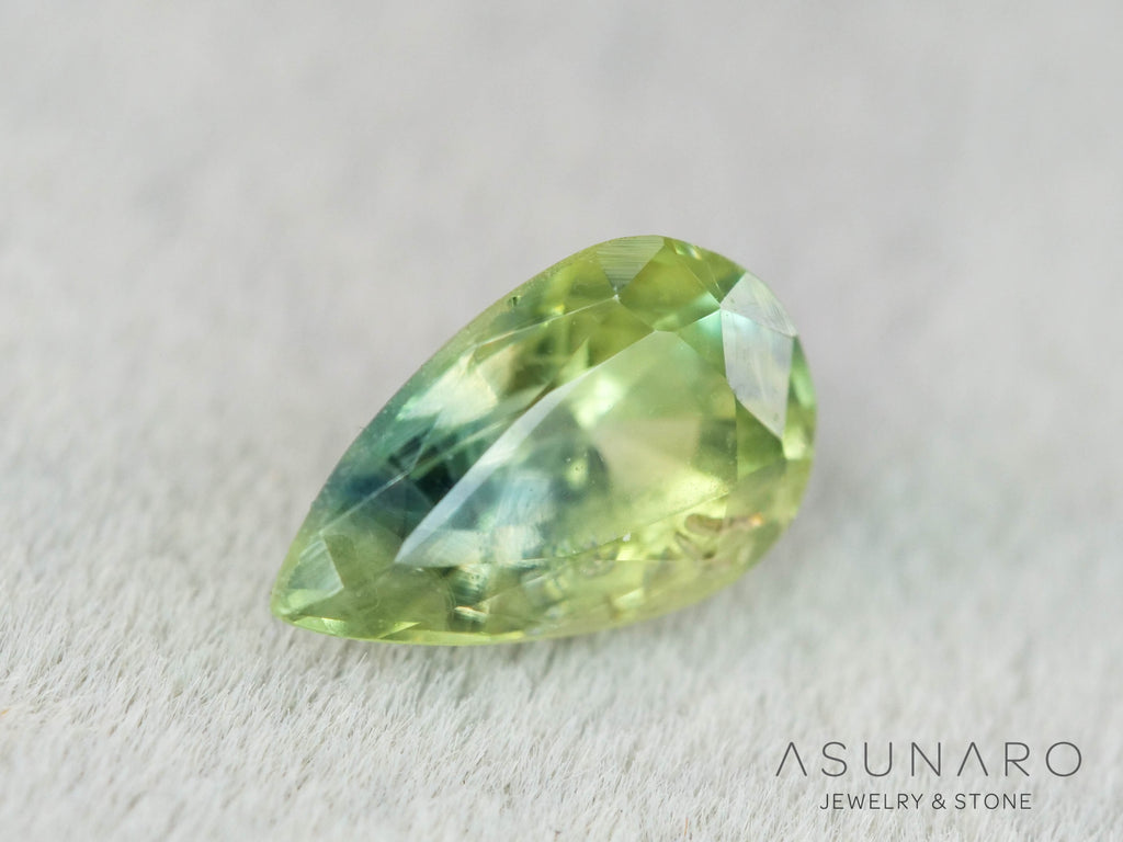 バイカラーサファイア 　ペアシェイプ　 スリランカ産　0.66ct【260122-3152】