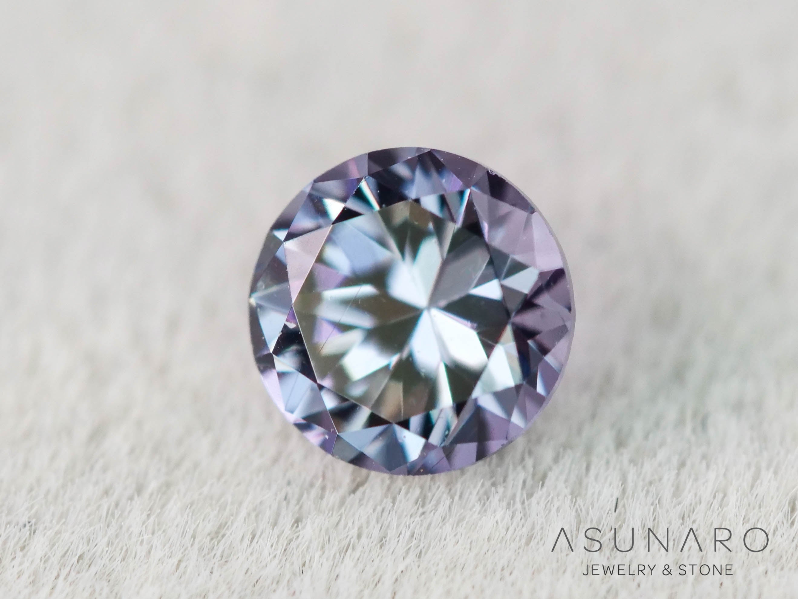 ベキリーブルーガーネット　ラウンドカット　 マダガスカル産　0.22ct【251114-3025】